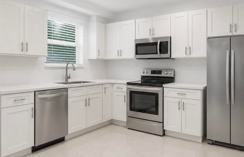 6621 Perry Street, Hollywood, FL 33024 10
