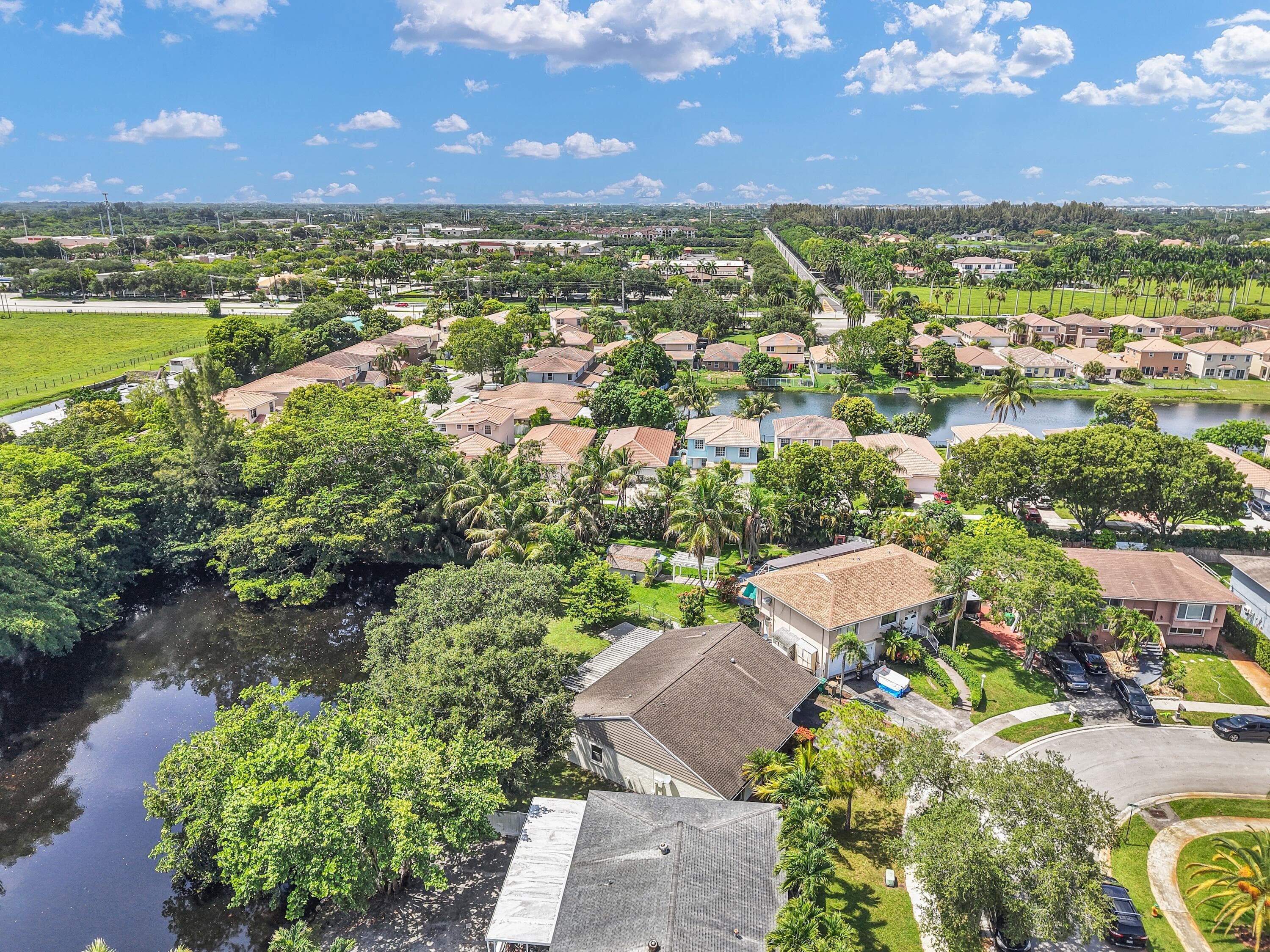 3930 NW 79th Way, Davie, FL 33024 8