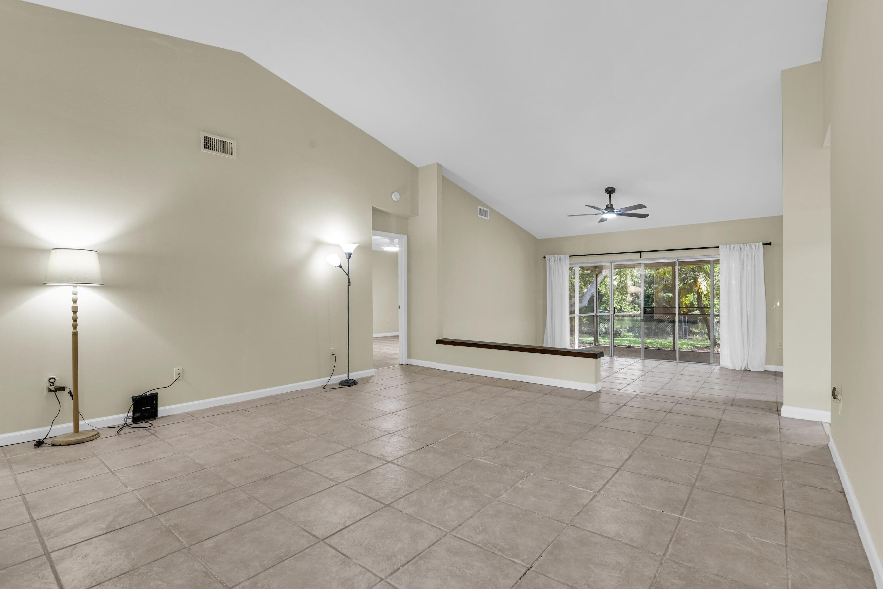 3930 NW 79th Way, Davie, FL 33024 10