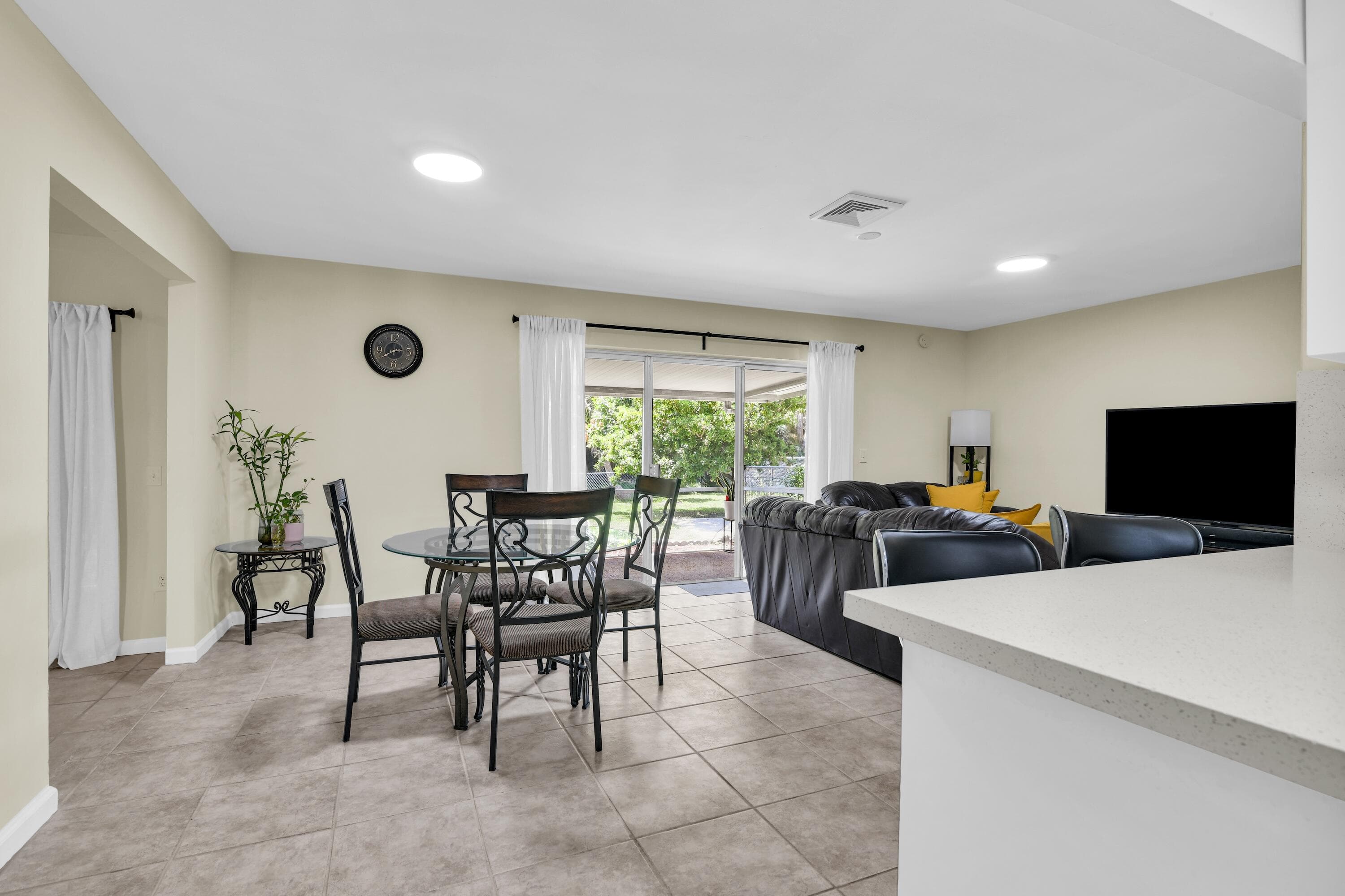 3930 NW 79th Way, Davie, FL 33024 31