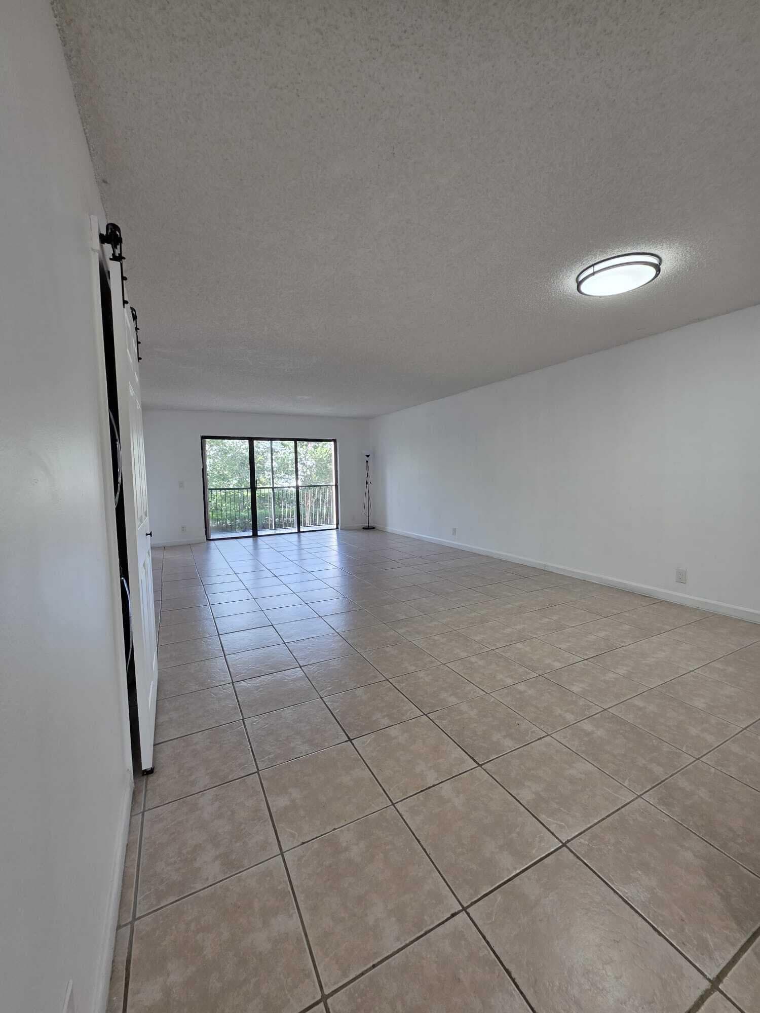 390 Racquet Club Road, Weston, FL 33326 19
