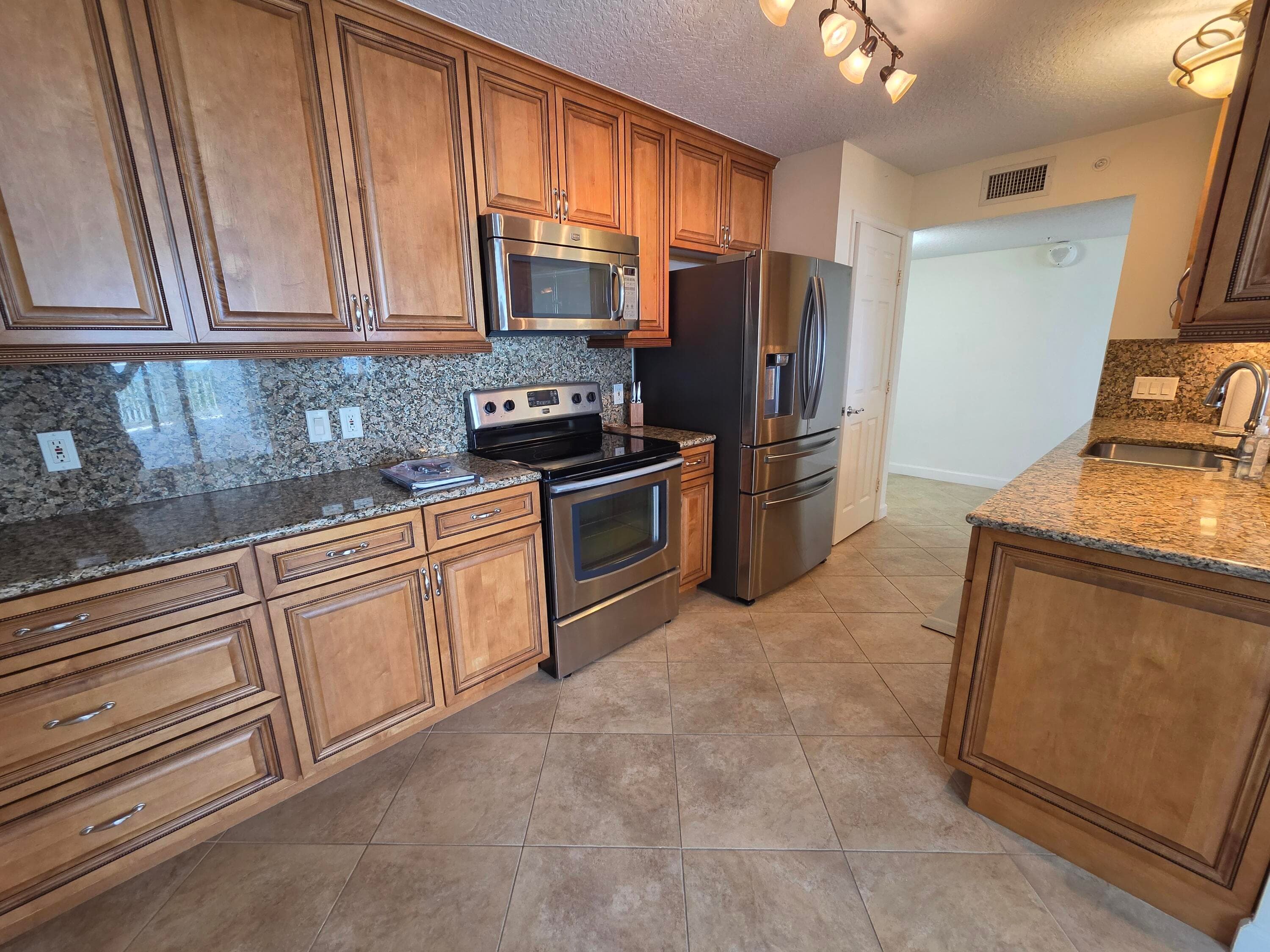 5049 N Highway A1a 602, Fort Pierce, FL 34949 23