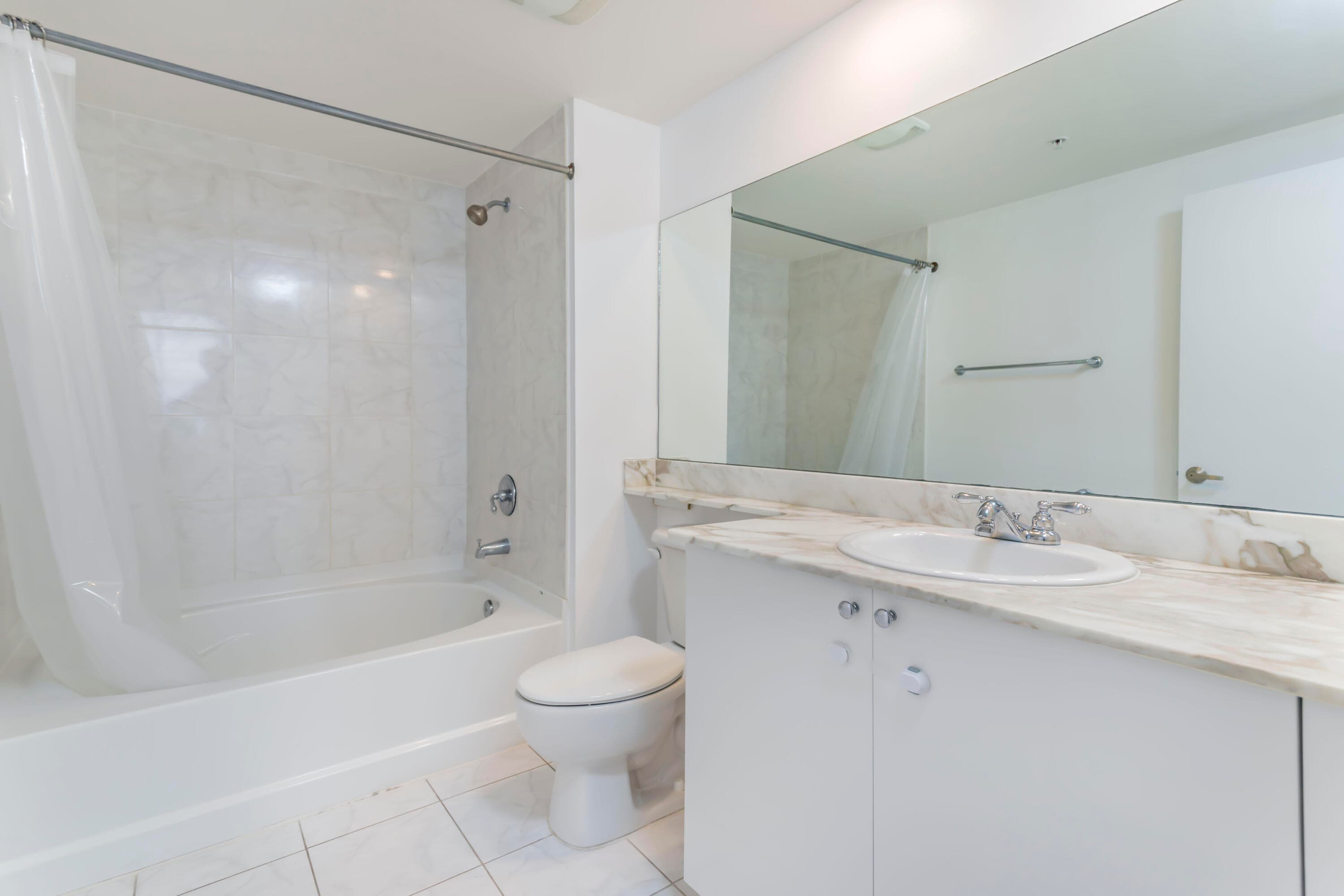 18800 NE 29th Avenue 923, Miami, FL 33180 14