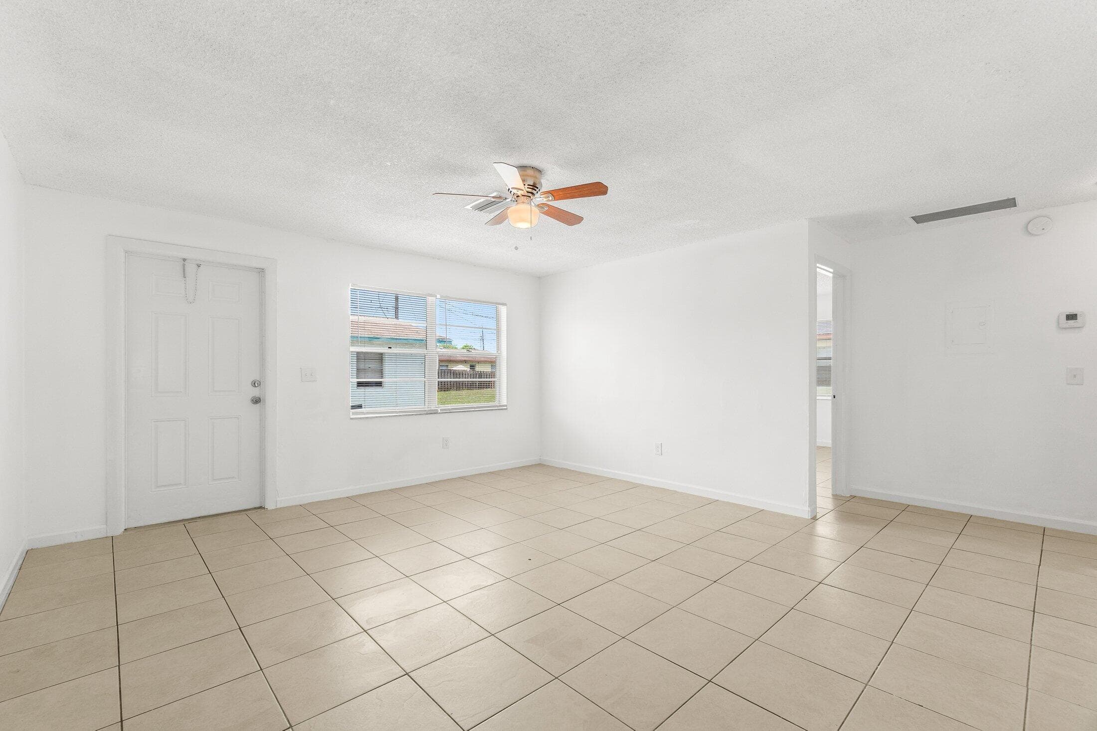 4790 Gulfstream Road, Lake Worth Beach, FL 33461 7