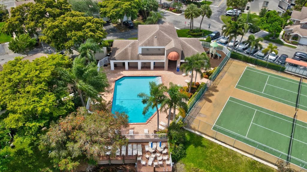 2147 Discovery Circle W, Deerfield Beach, FL 33442 25
