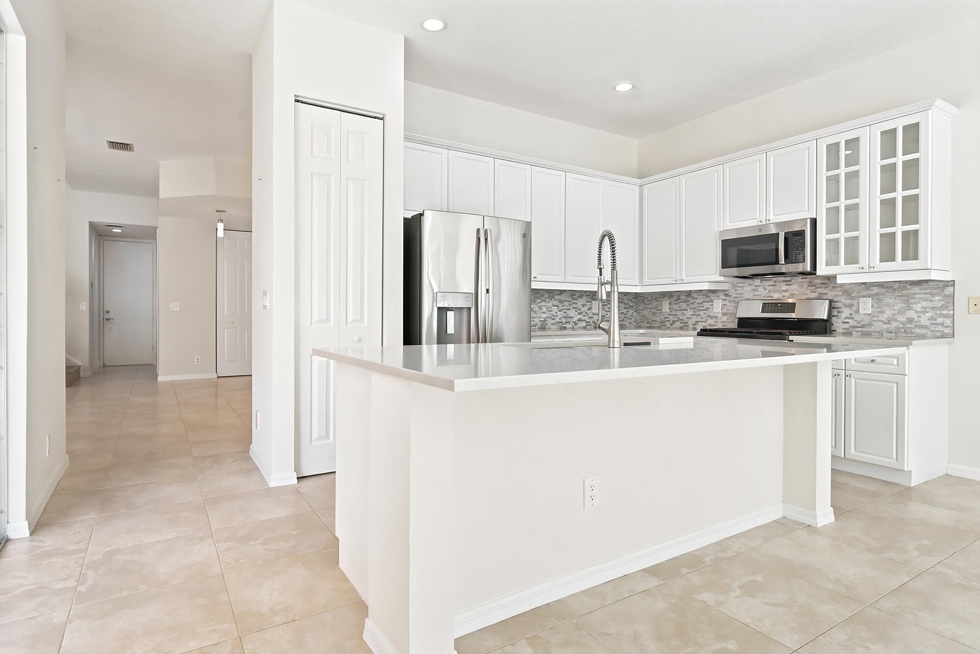 207 Isle Verde Way, Palm Beach Gardens, FL 33418 21