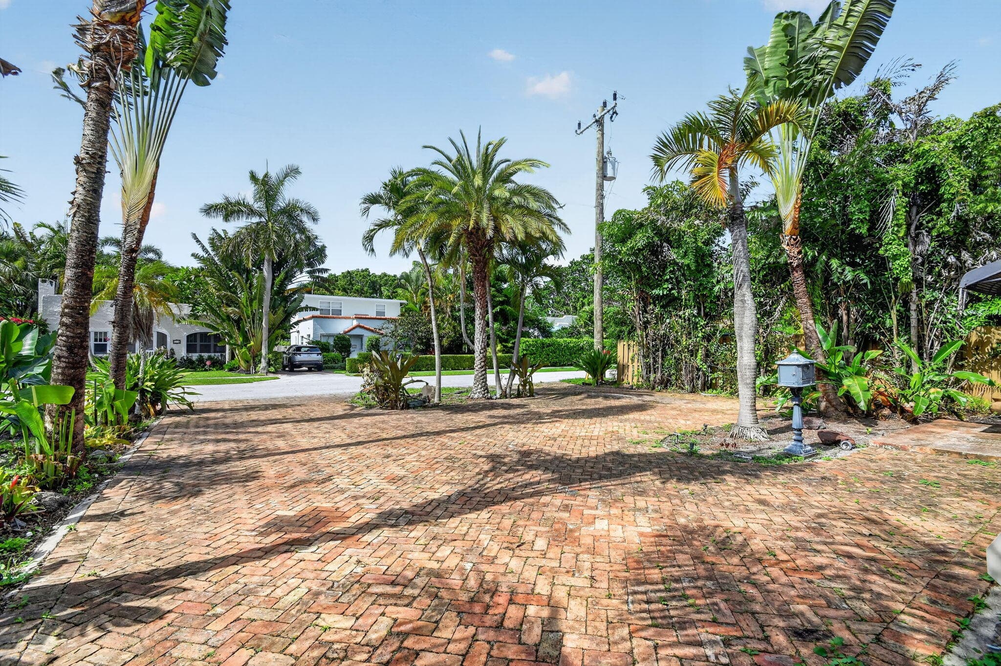 109 George Bush Boulevard, Delray Beach, FL 33444 33