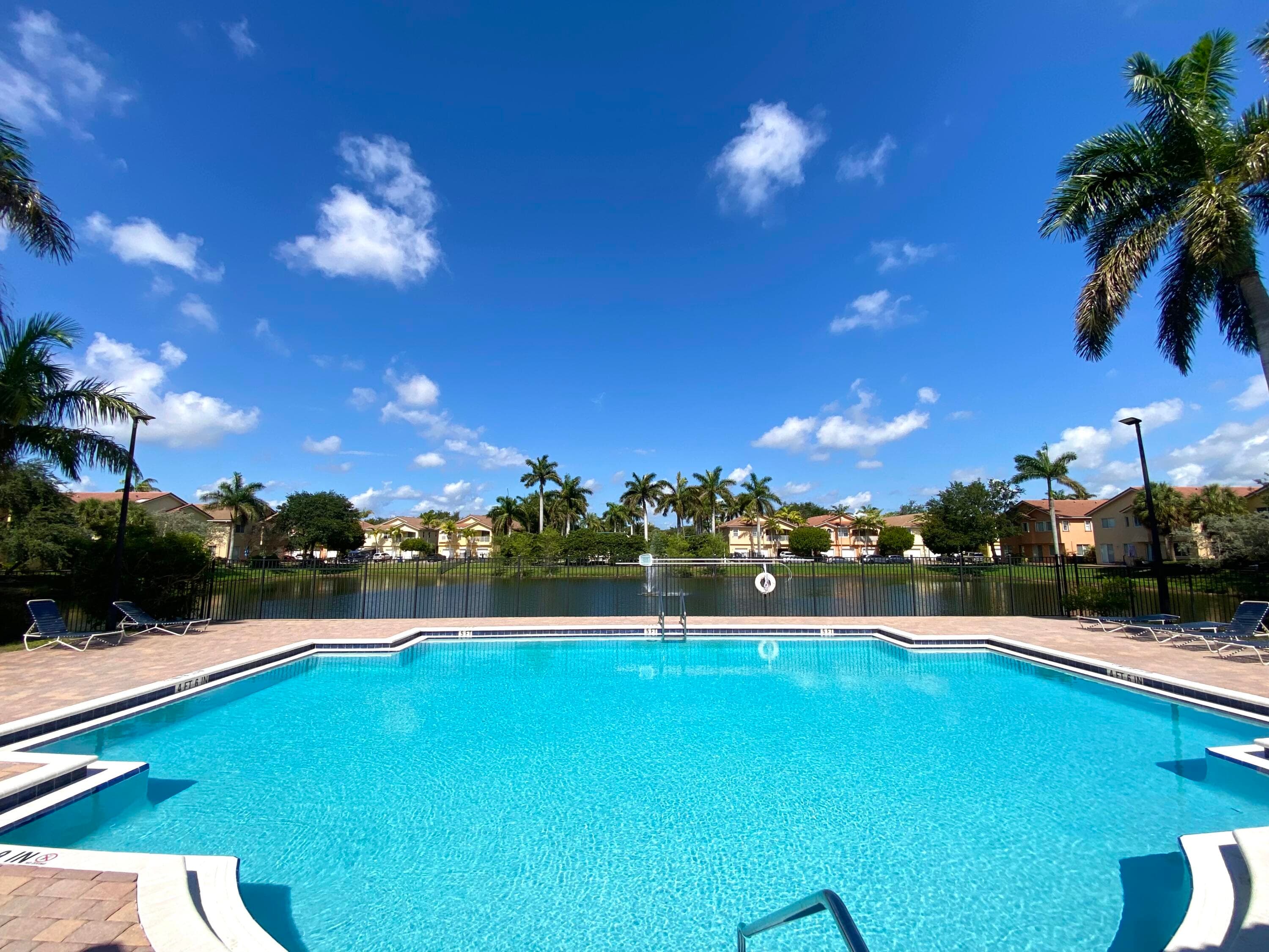 3261 Scarletta Drive, Riviera Beach, FL 33404 28