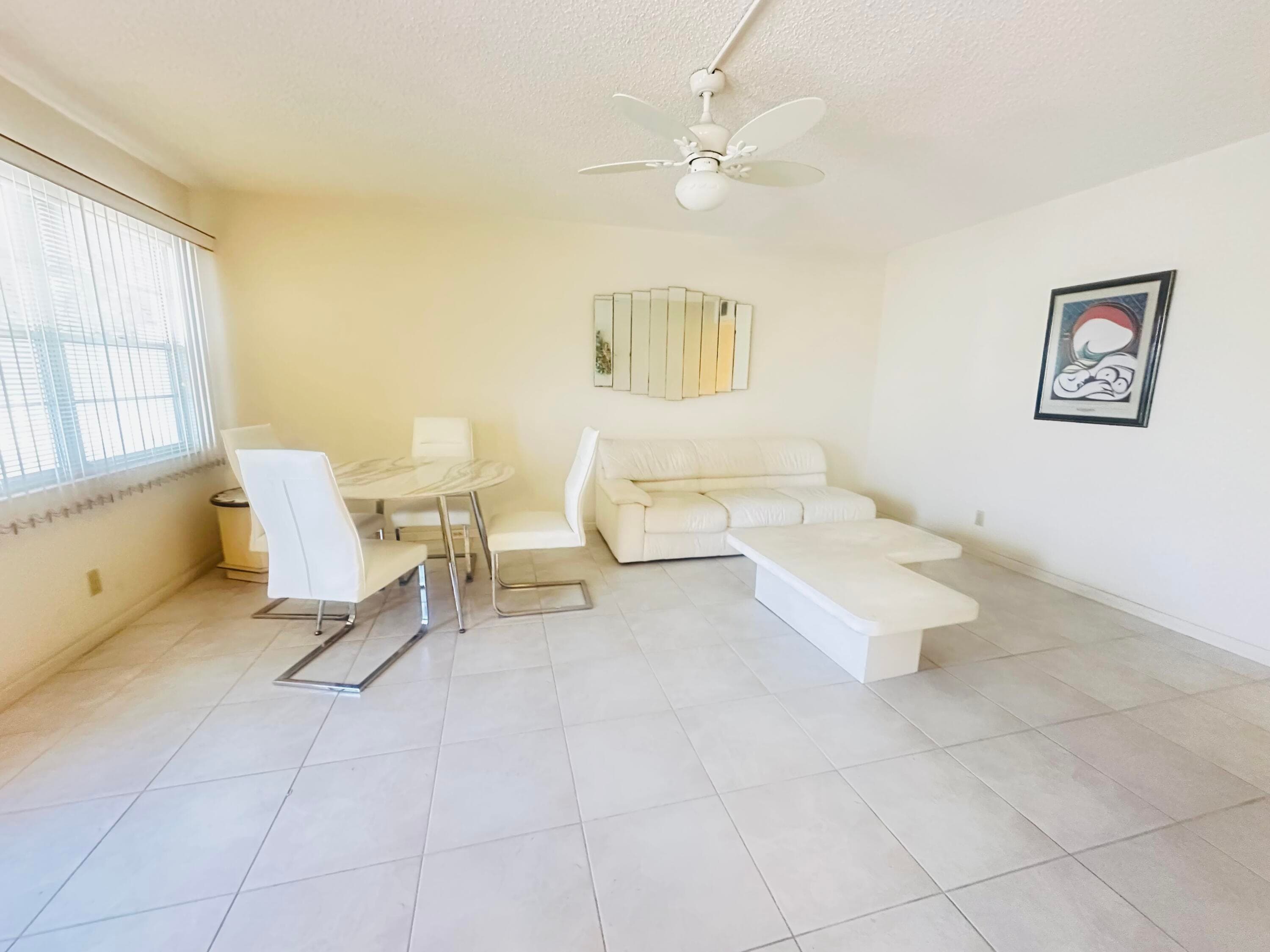 2017 Farnham N, Deerfield Beach, FL 33442 2