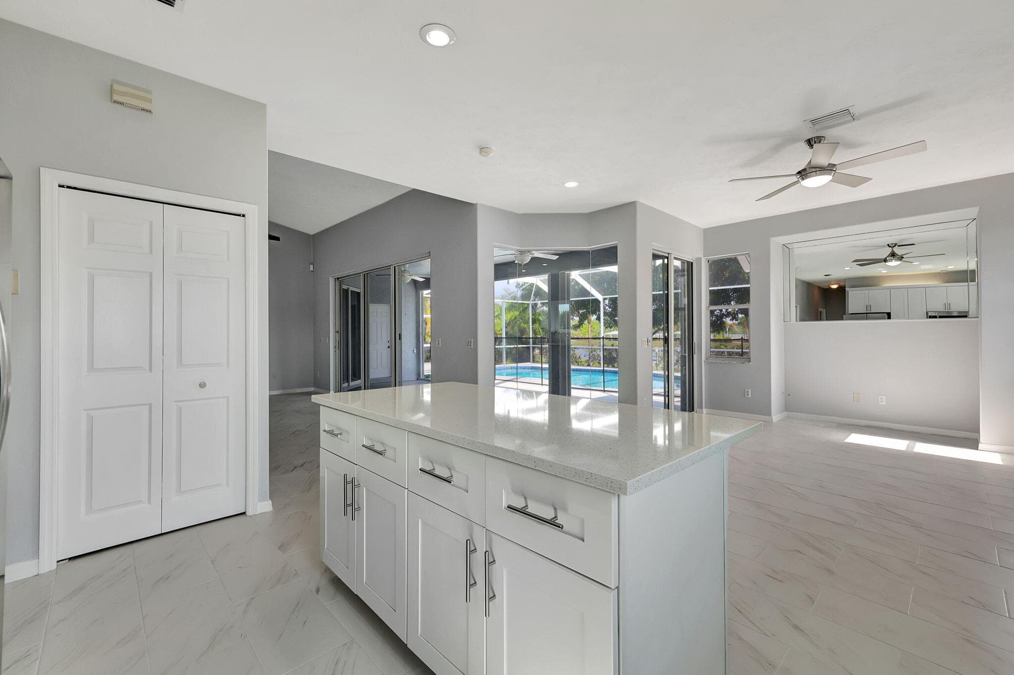 2704 SE Eagle Drive, Port St. Lucie, FL 34984 23