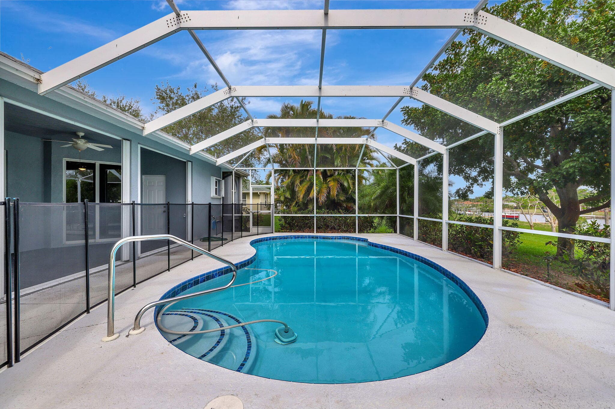 2704 SE Eagle Drive, Port St. Lucie, FL 34984 40