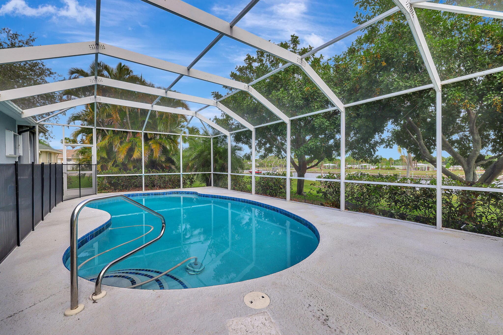 2704 SE Eagle Drive, Port St. Lucie, FL 34984 41
