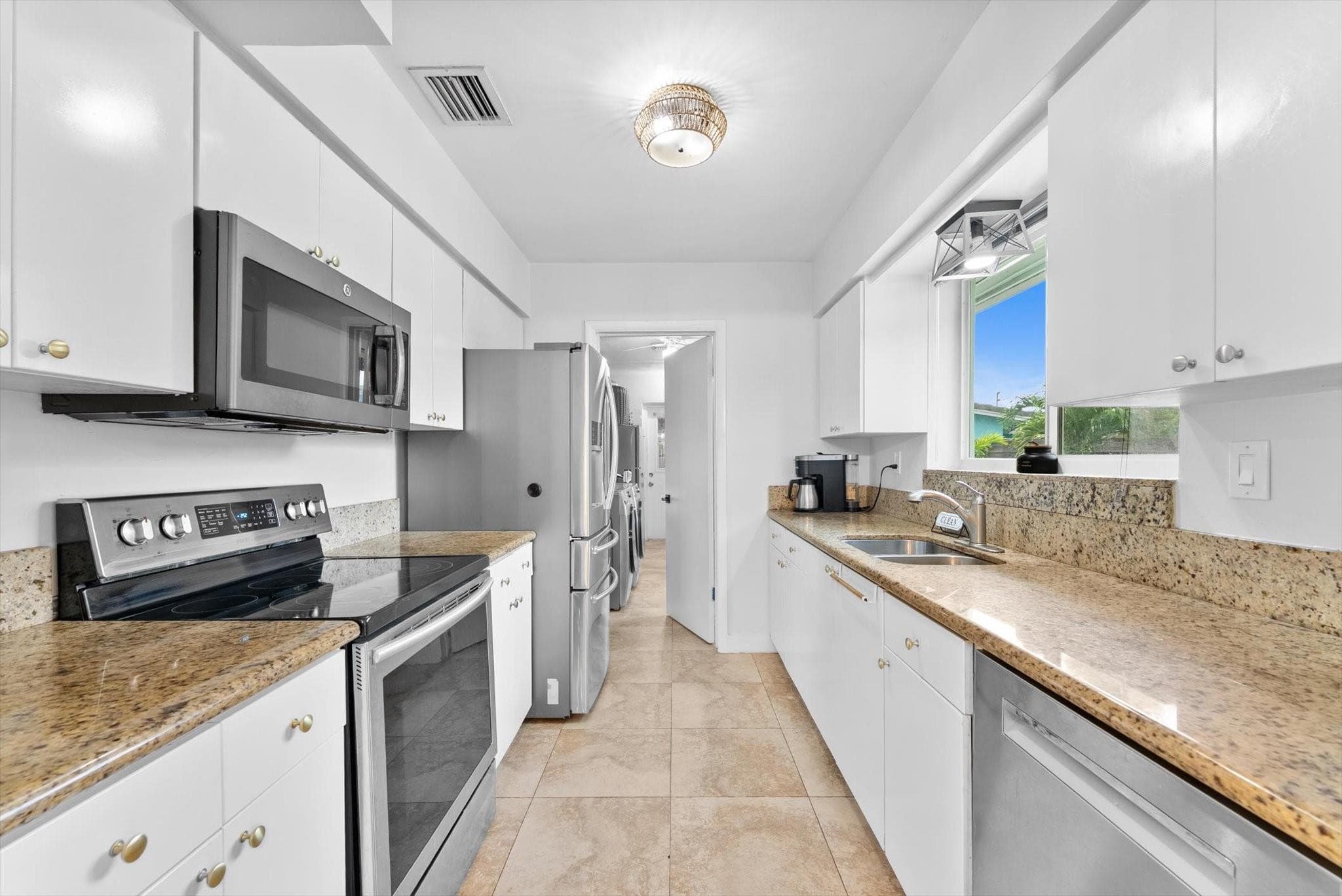 1257 NW 5th Street, Boca Raton, FL 33486 17