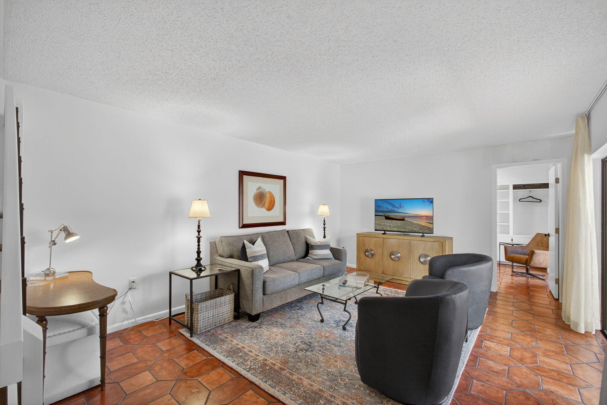 1700 Embassy Drive 103, West Palm Beach, FL 33401 17