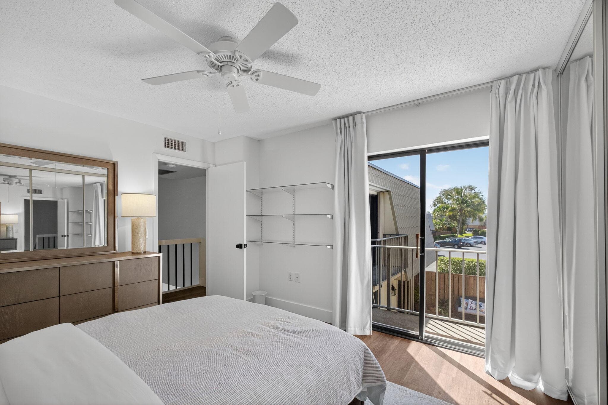 1700 Embassy Drive 103, West Palm Beach, FL 33401 53