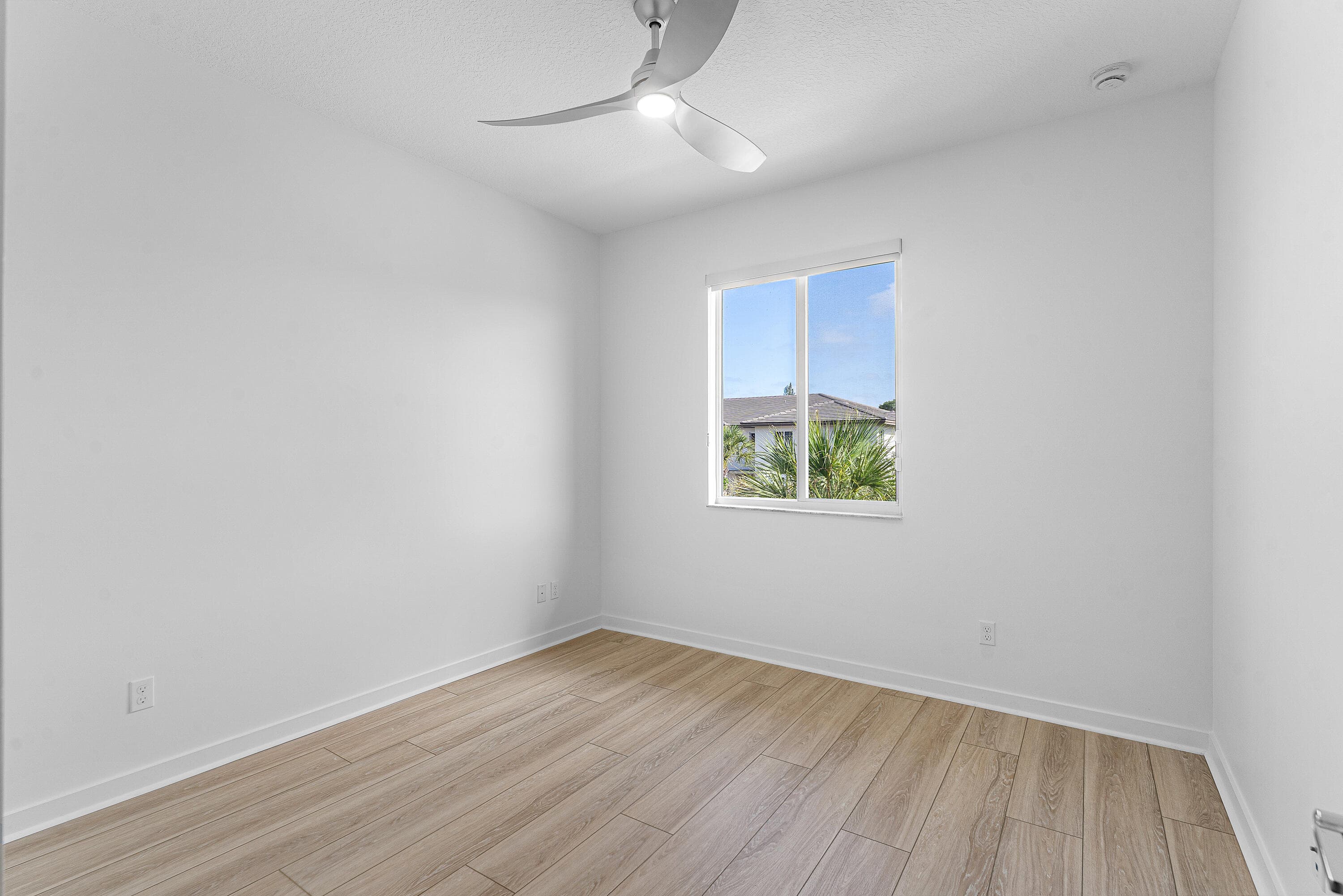610 Pioneer Way, Royal Palm Beach, FL 33411 28