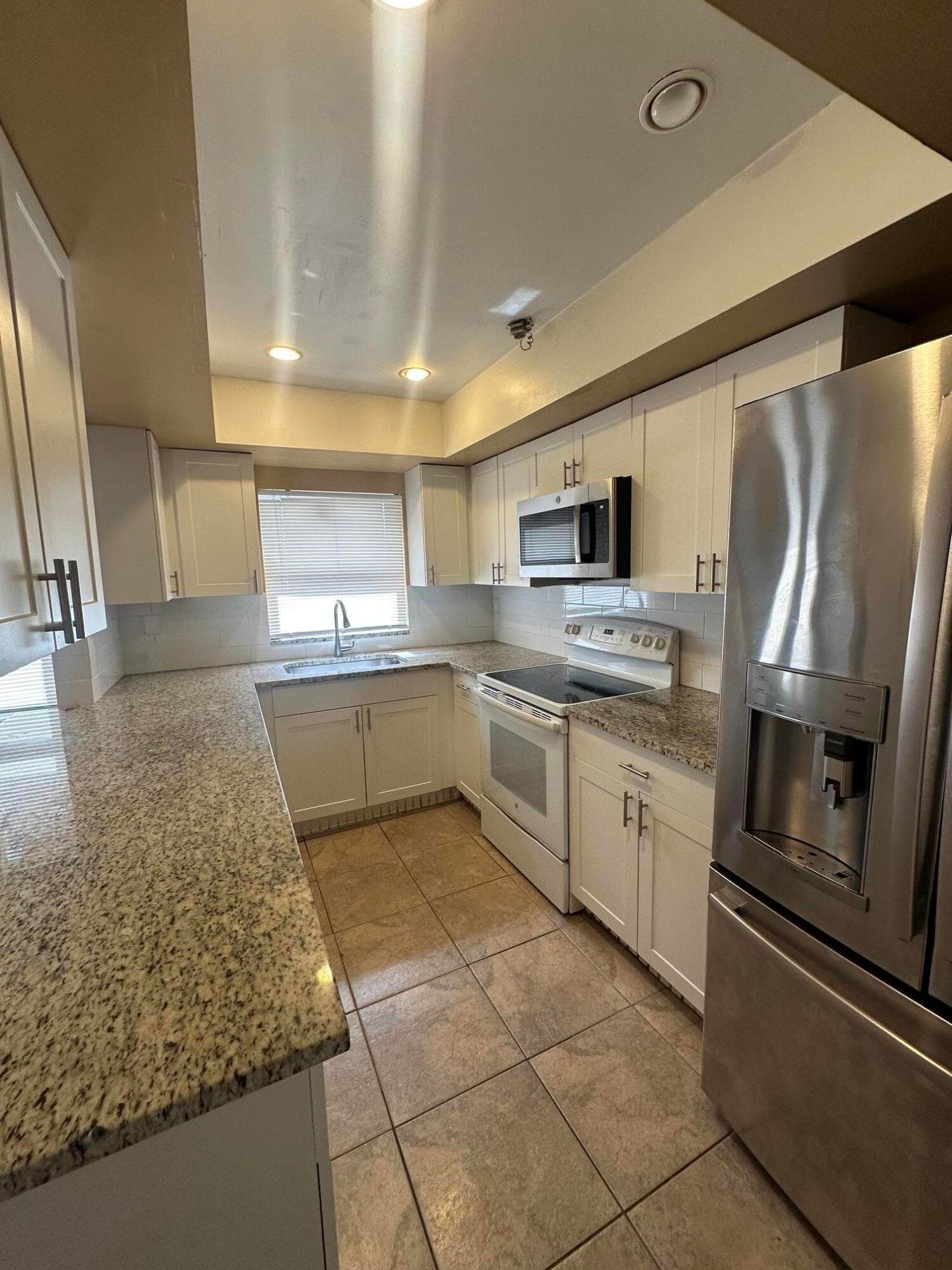 641 W 9th Street 1, Riviera Beach, FL 33404 4