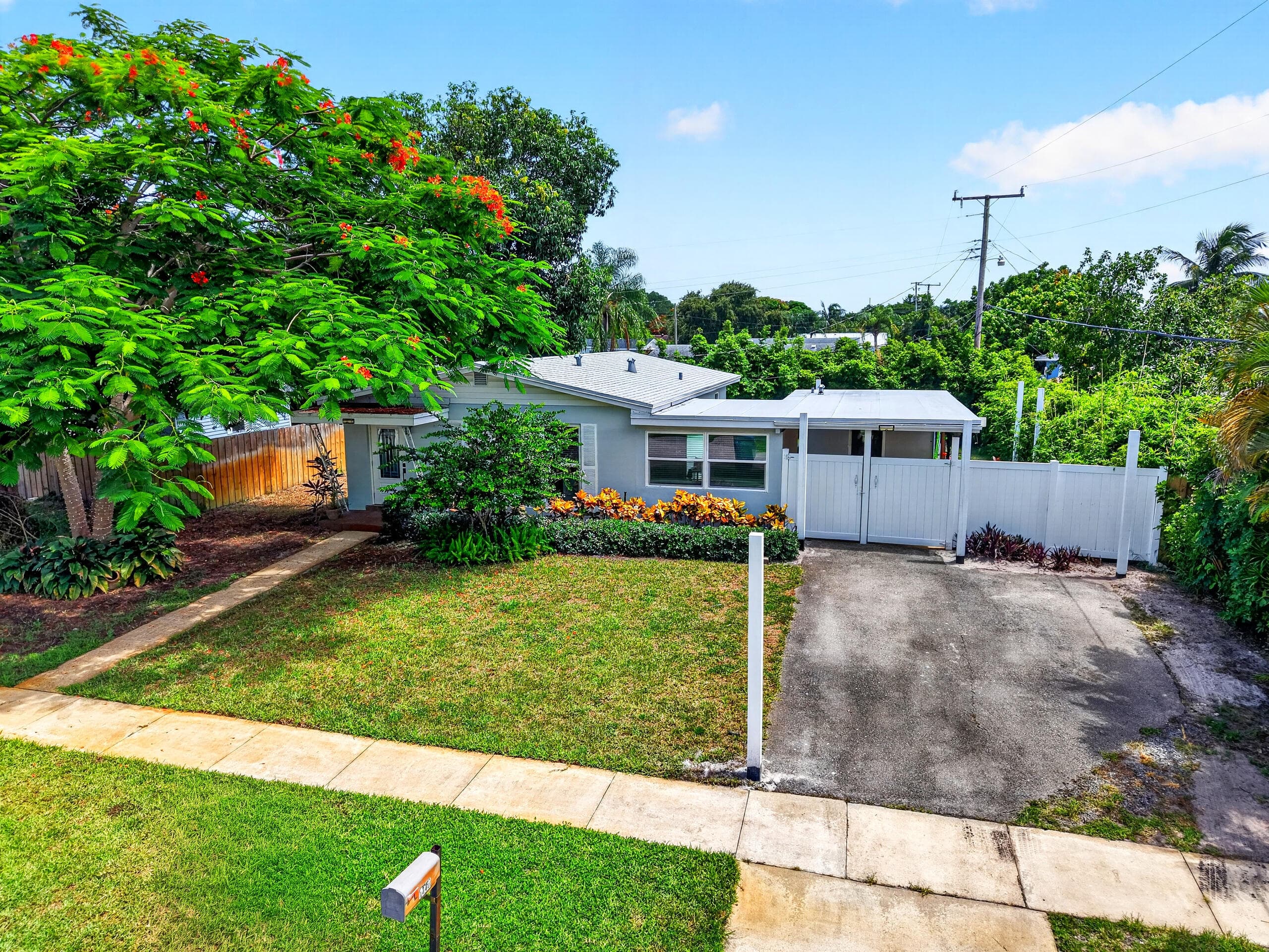 1446 W Perry Street, Lantana, FL 33462 43