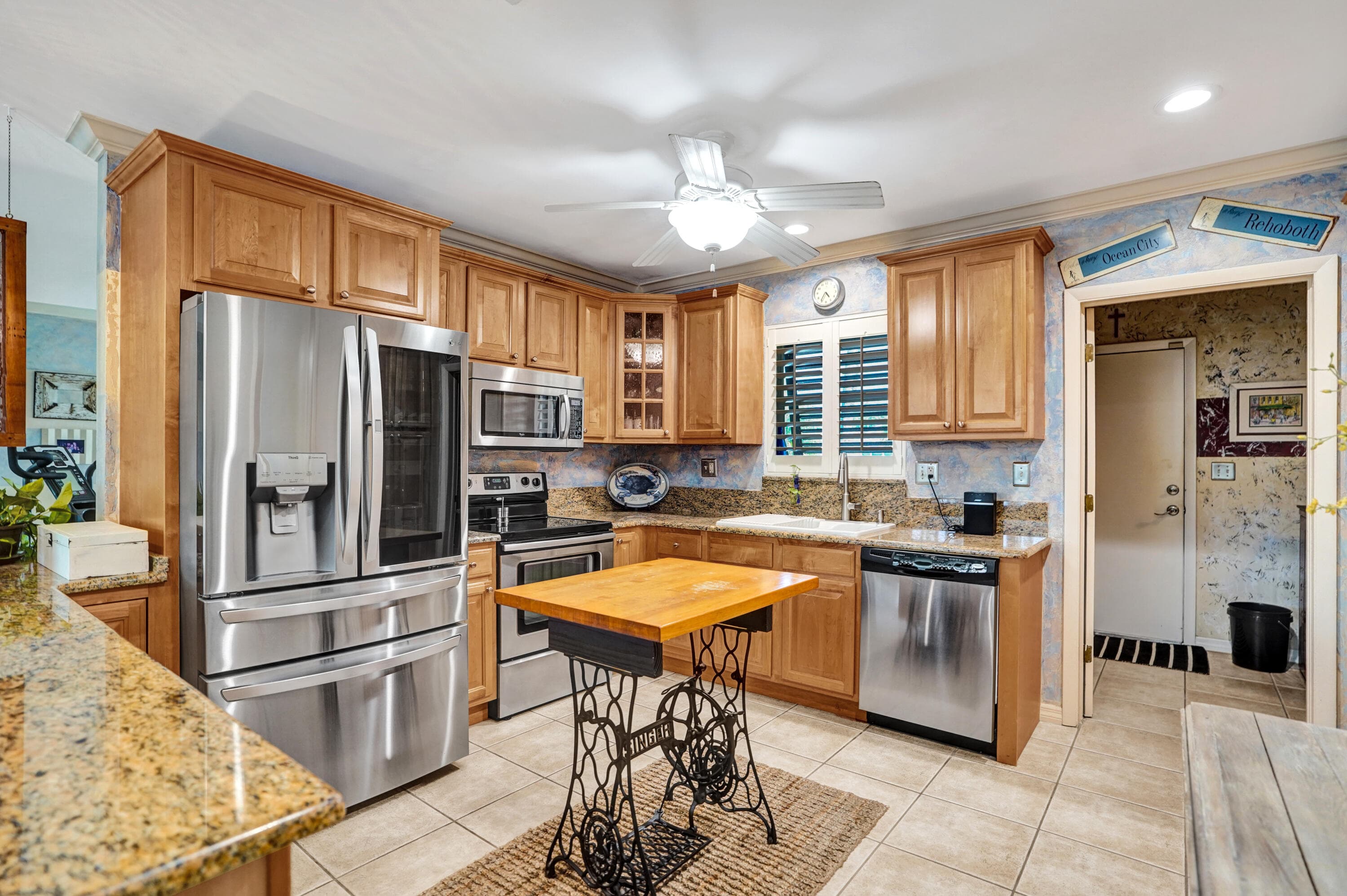 2117 NE 62nd Court, Fort Lauderdale, FL 33308 8
