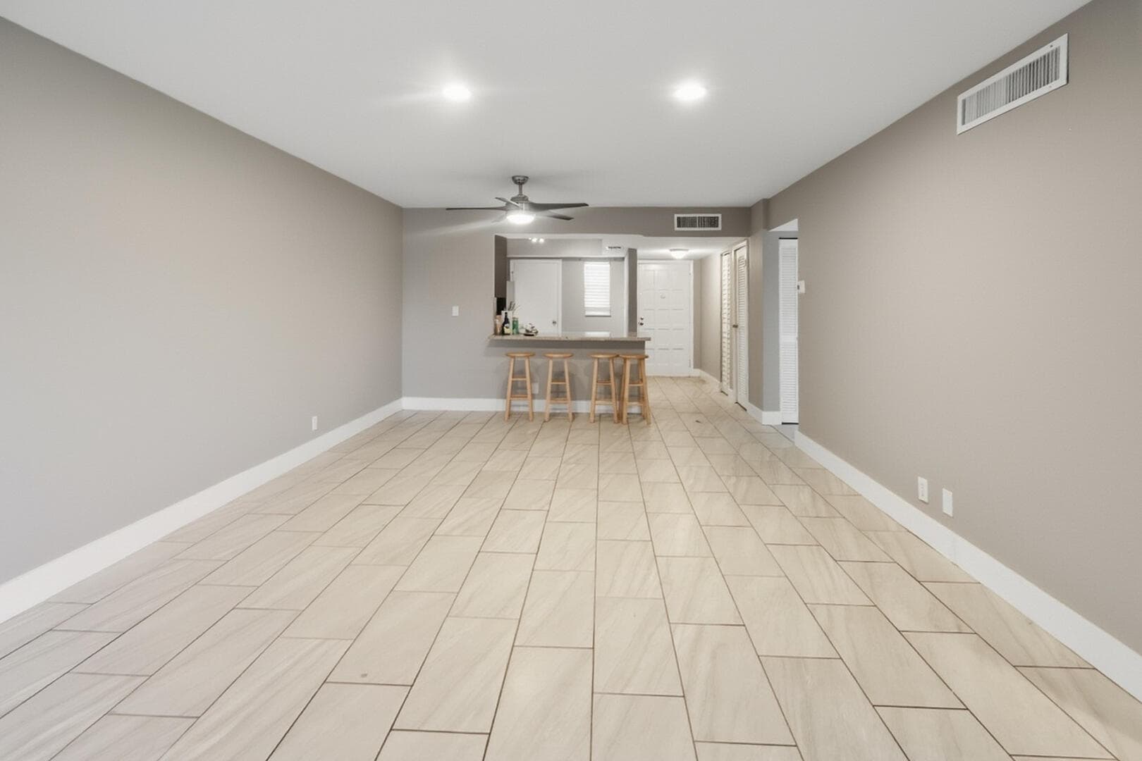 6301 N Falls Circle Drive 111, Lauderhill, FL 33319 7