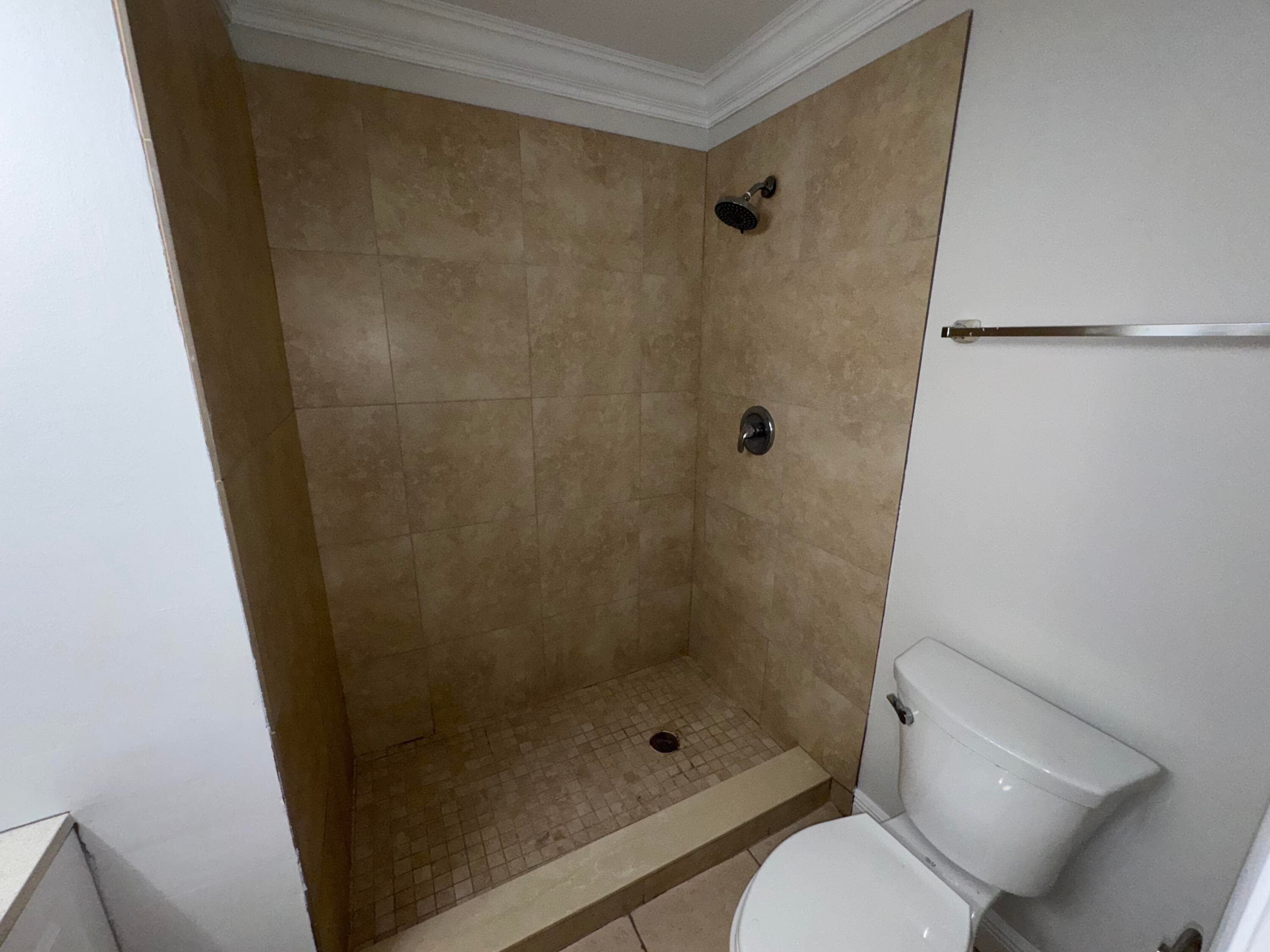 1790 Abbey Road 202, West Palm Beach, FL 33415 20