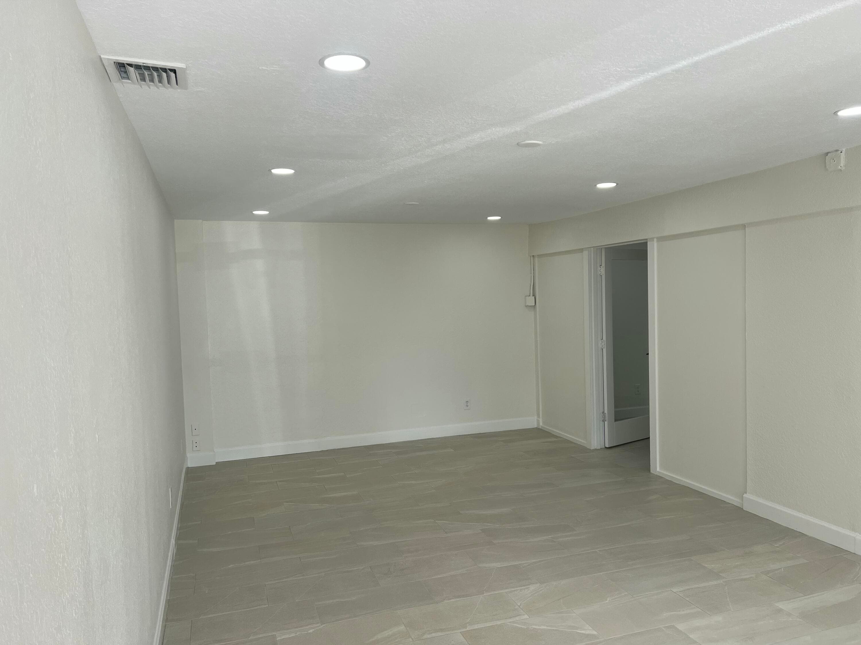 500 Commerce Way Way W 6-7, Jupiter, FL 33458 9