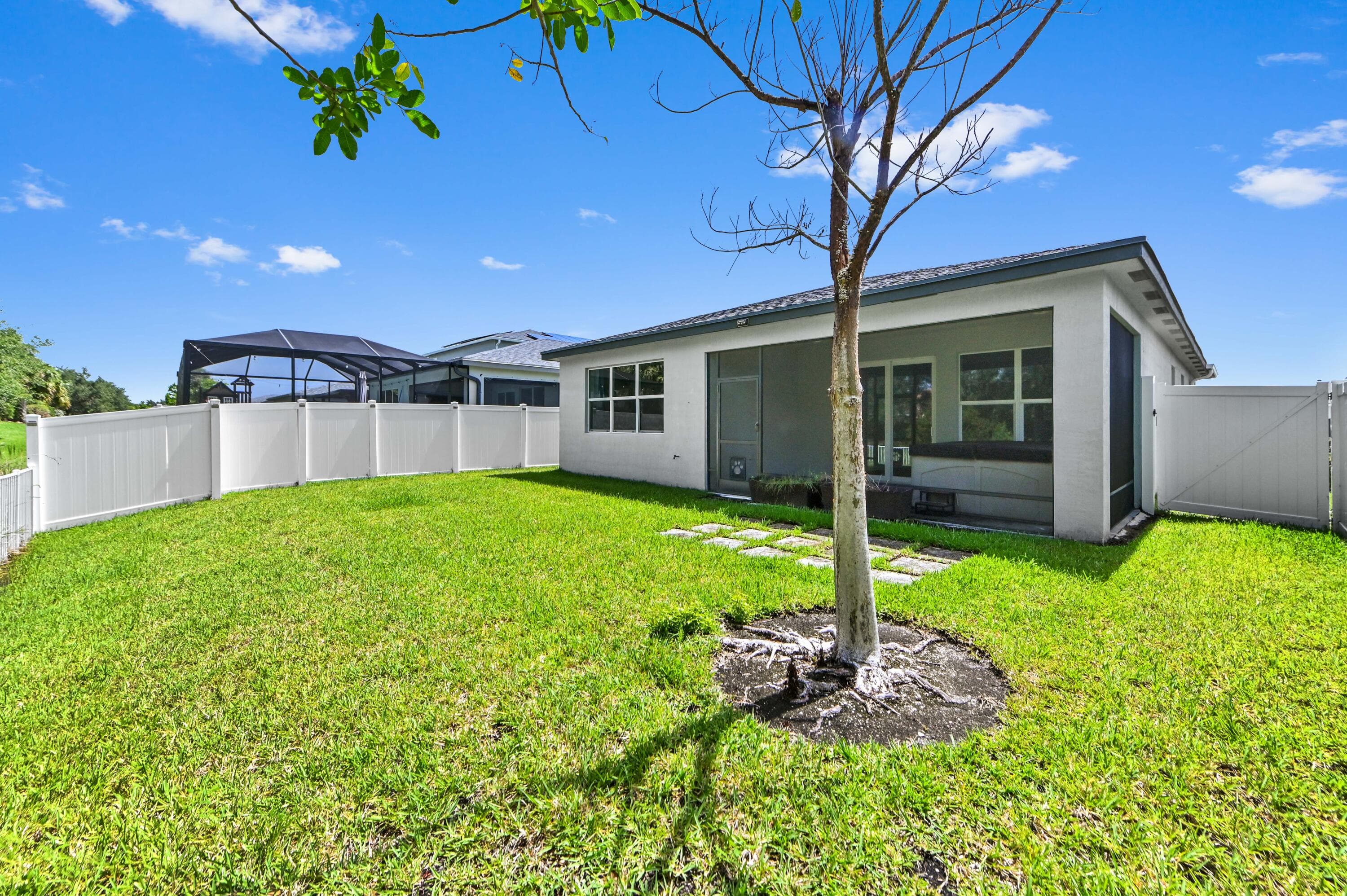 11381 SW Lyra Drive, Port St. Lucie, FL 34987 24