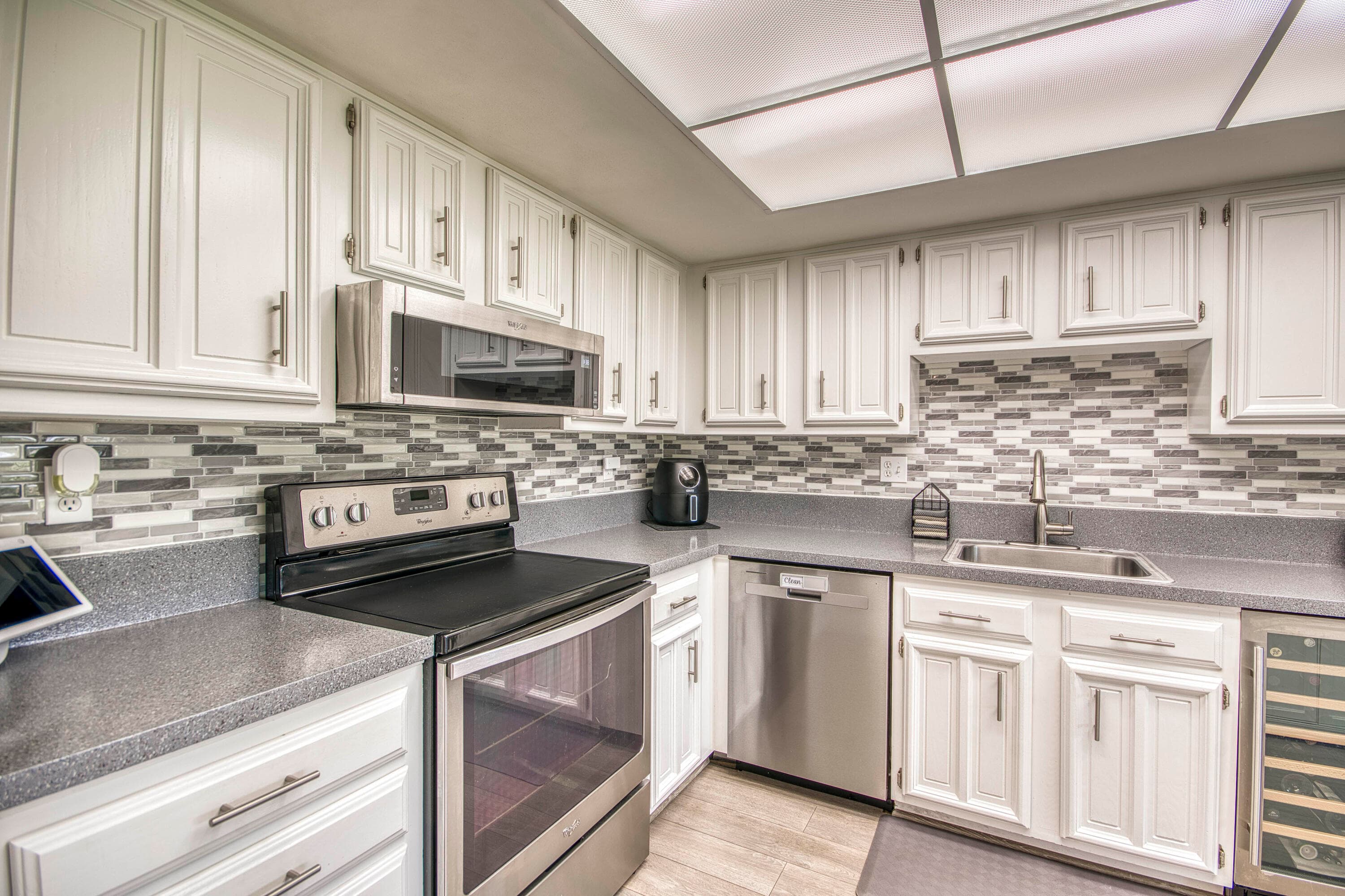 5350 Woodland Lakes Drive 311, Palm Beach Gardens, FL 33418 13