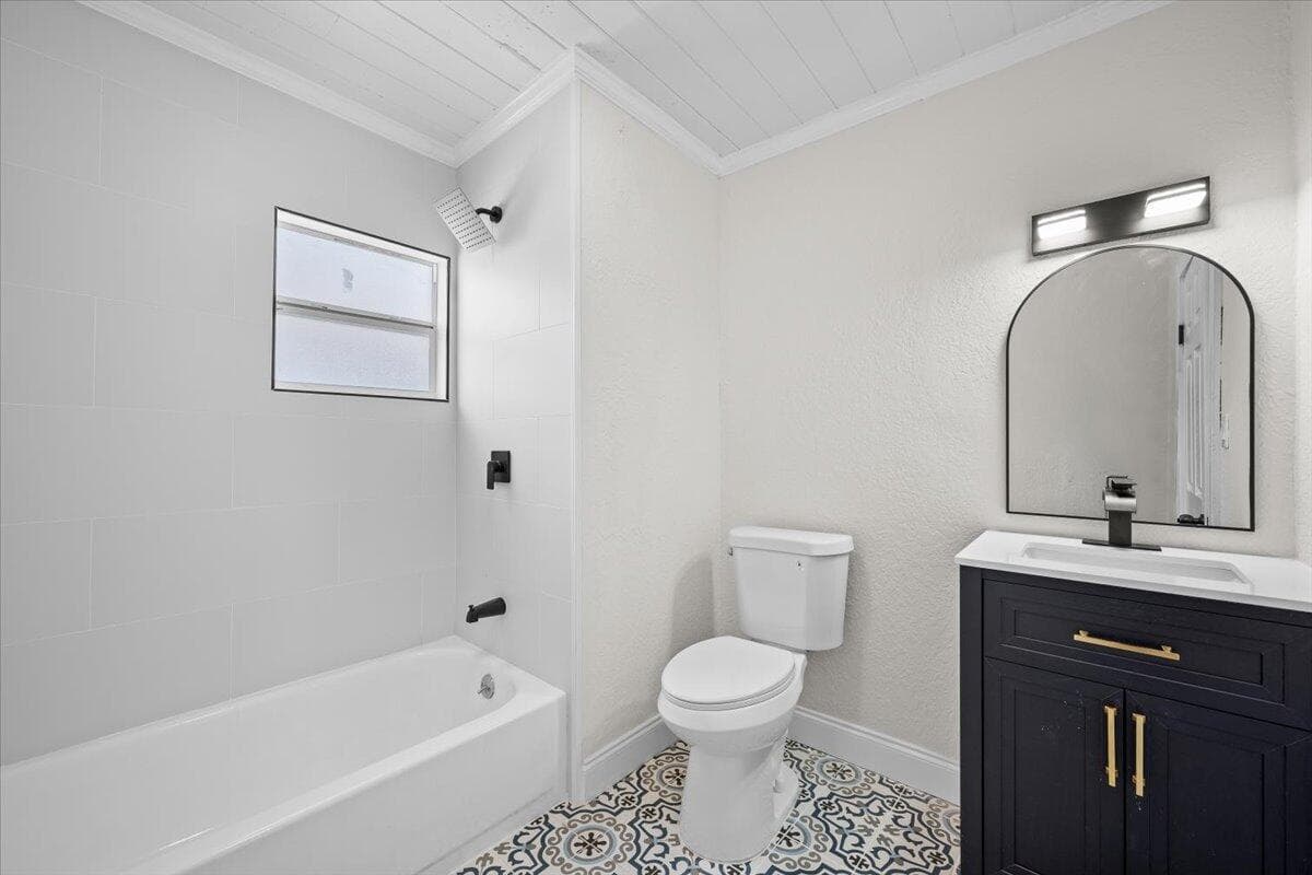 1030 22nd Street, West Palm Beach, FL 33407 11
