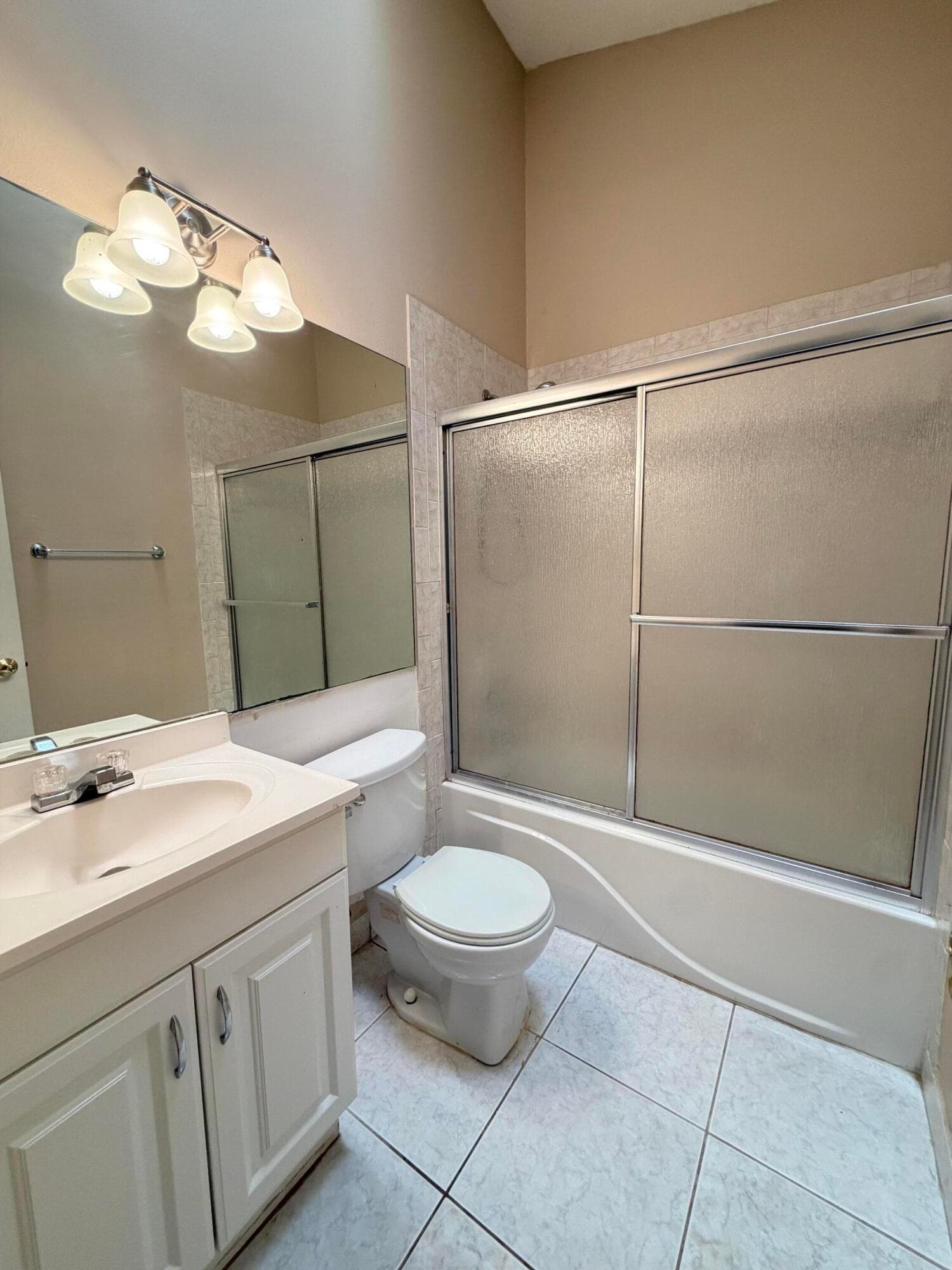 2035 Winners Circle, North Lauderdale, FL 33068 8