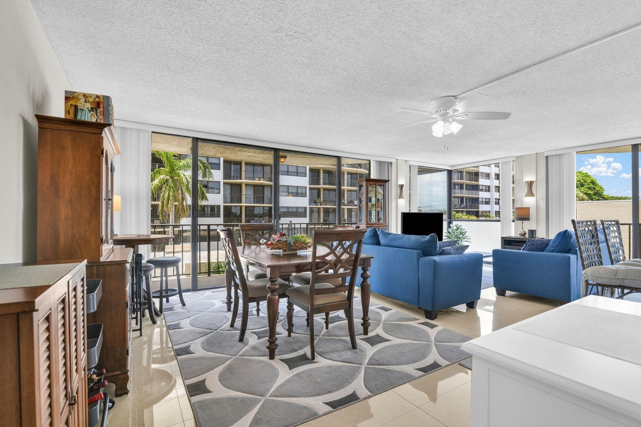 899 Jeffery Street 301, Boca Raton, FL 33487 4