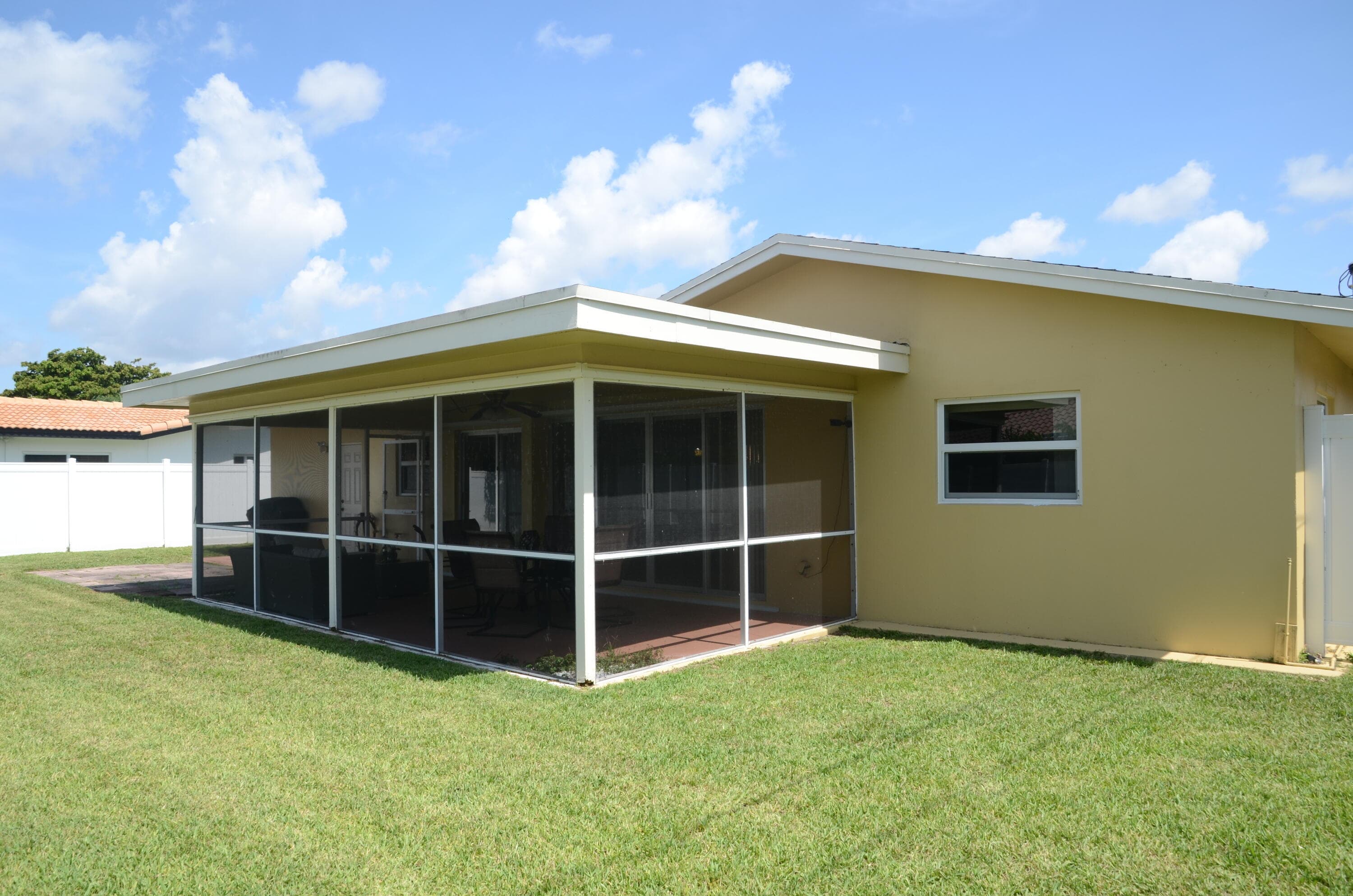 914 SW 4th Street, Boca Raton, FL 33486 9
