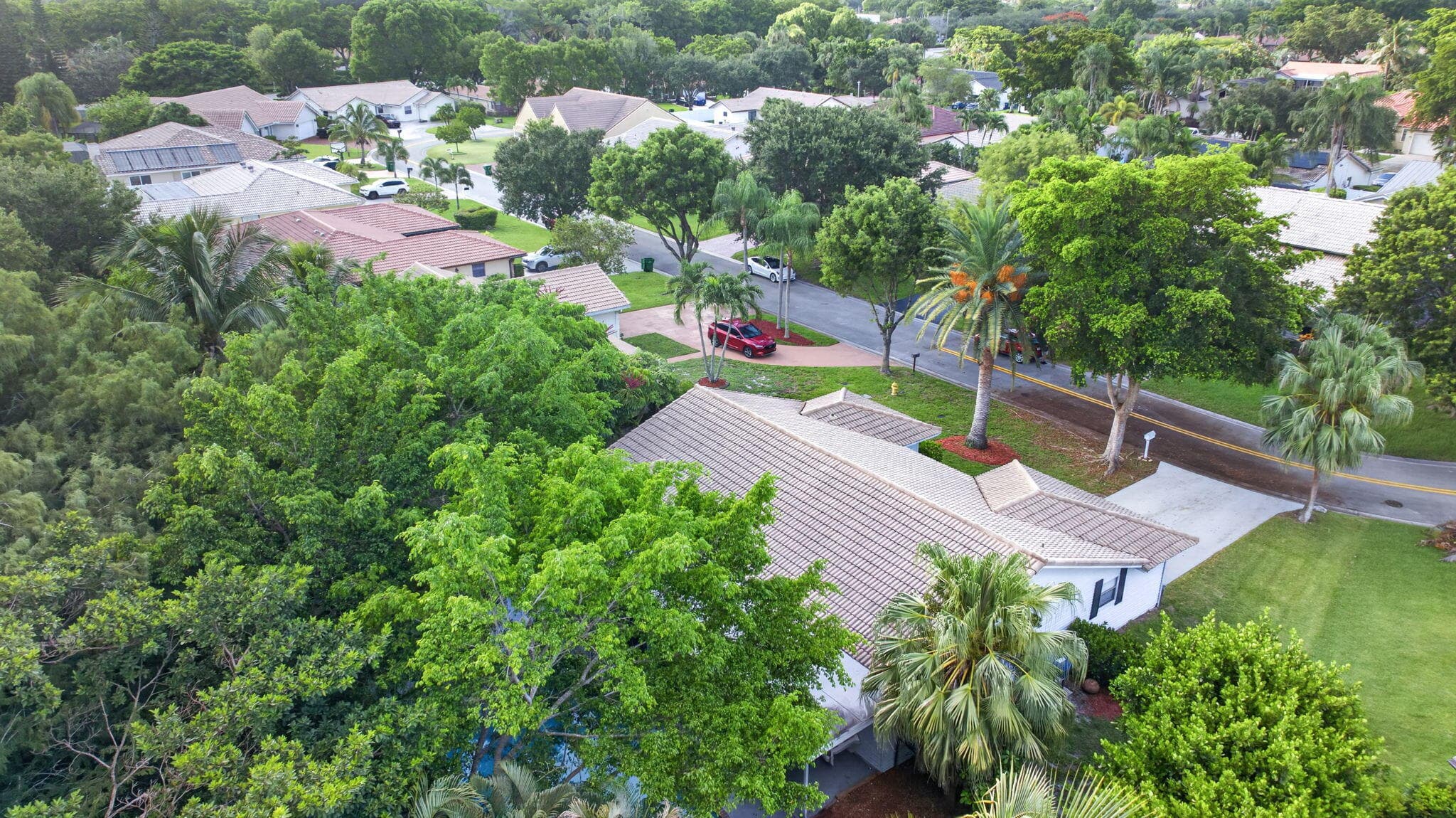10873 NW 10th Place, Coral Springs, FL 33071 40