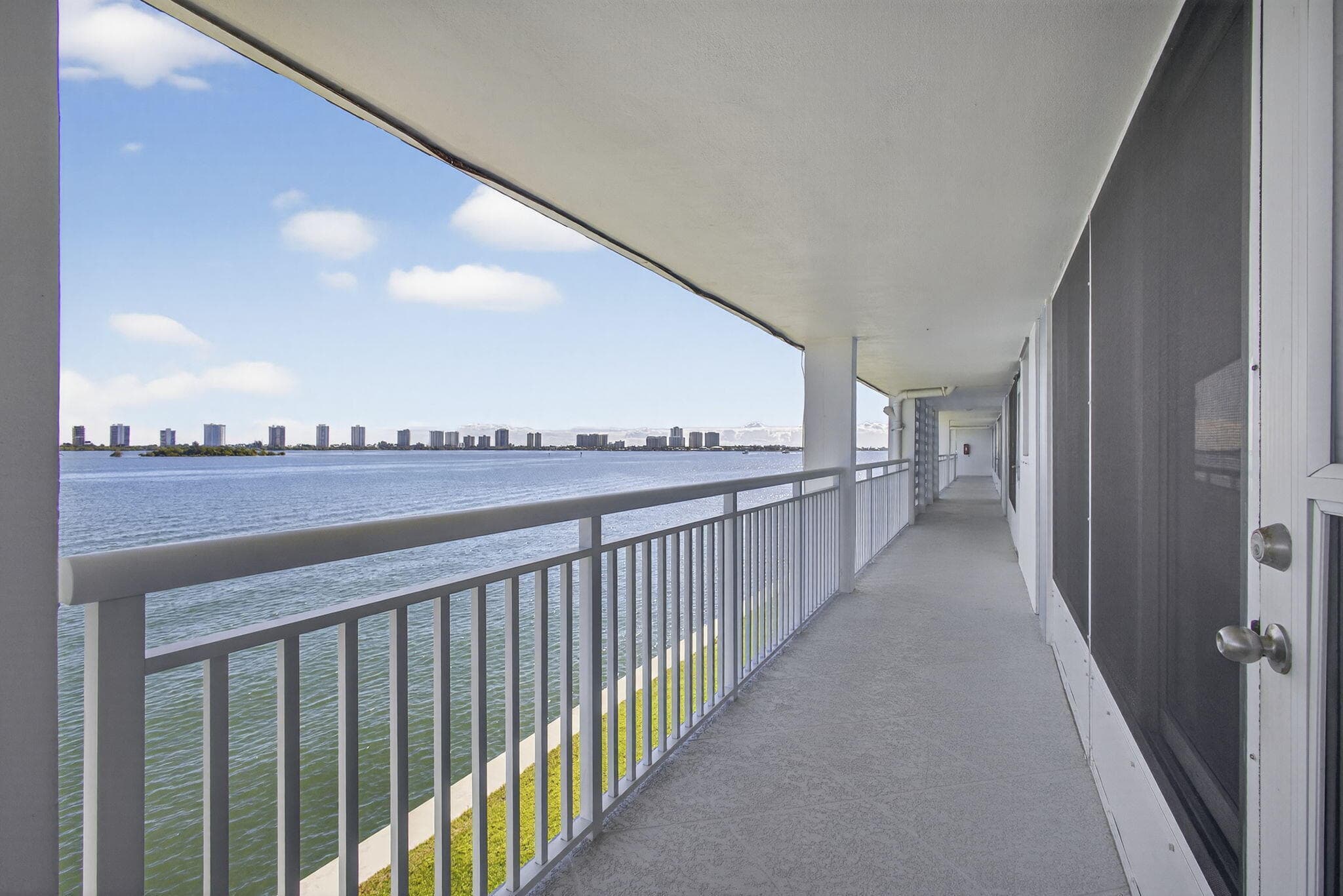100 Shore Court 307, North Palm Beach, FL 33408 28