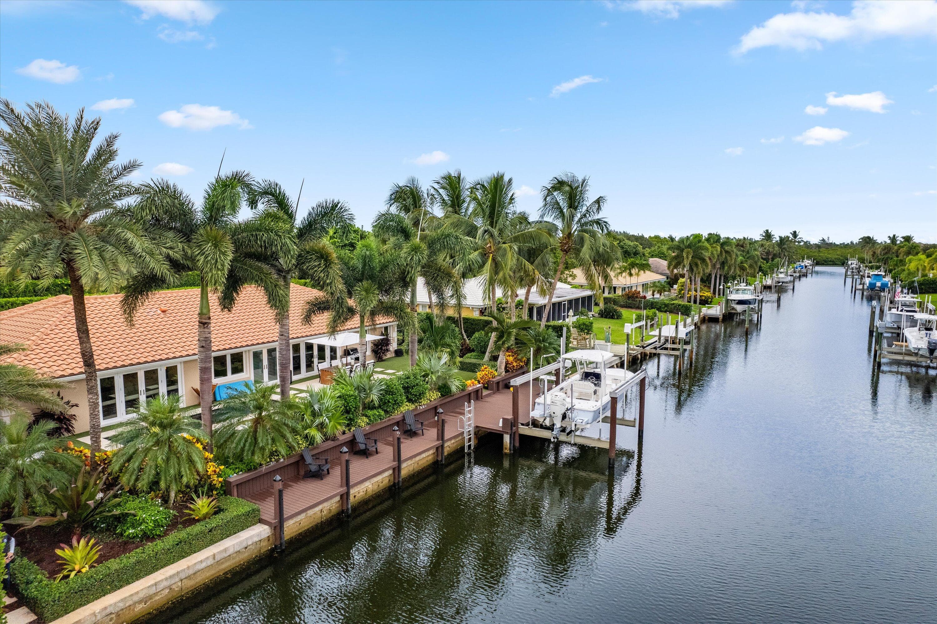 8884 SE Pelican Island Way, Hobe Sound, FL 33455 86