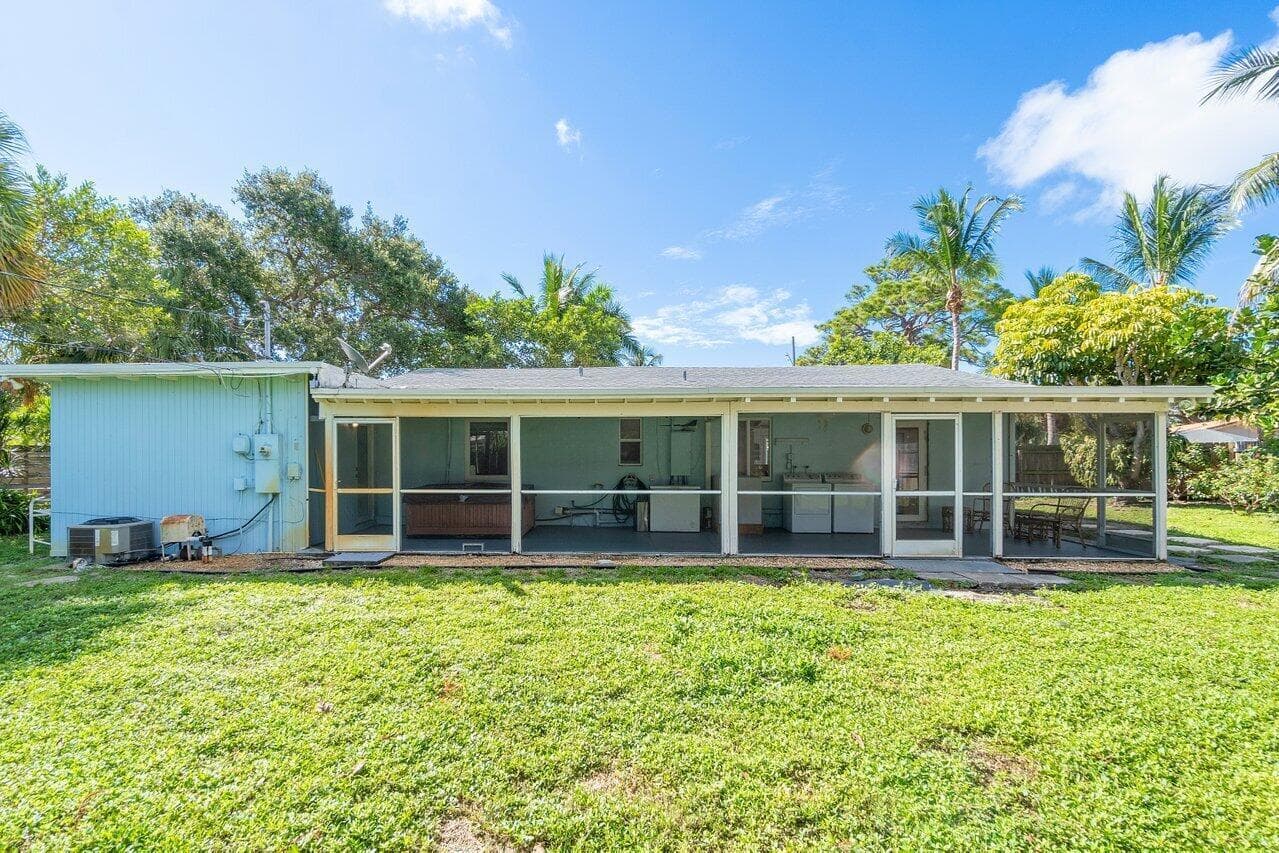 139 Prospect Road, Lantana, FL 33462 32