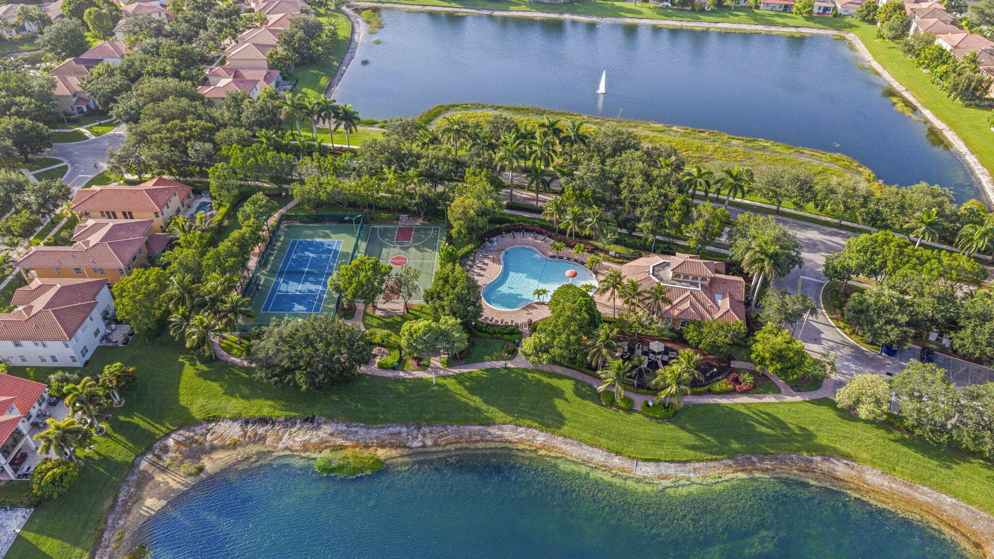 455 Cresta Circle, West Palm Beach, FL 33413 90