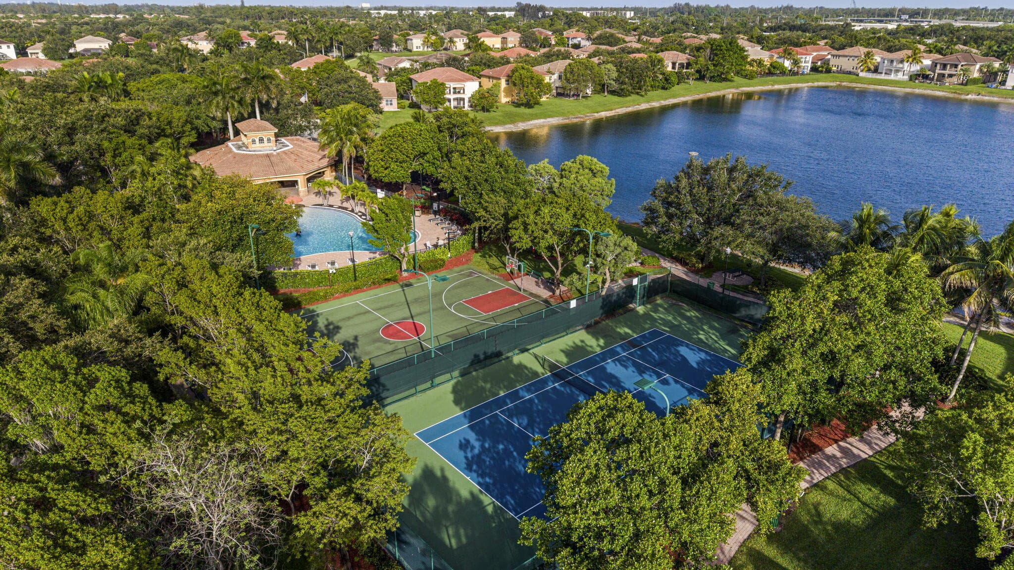 455 Cresta Circle, West Palm Beach, FL 33413 92