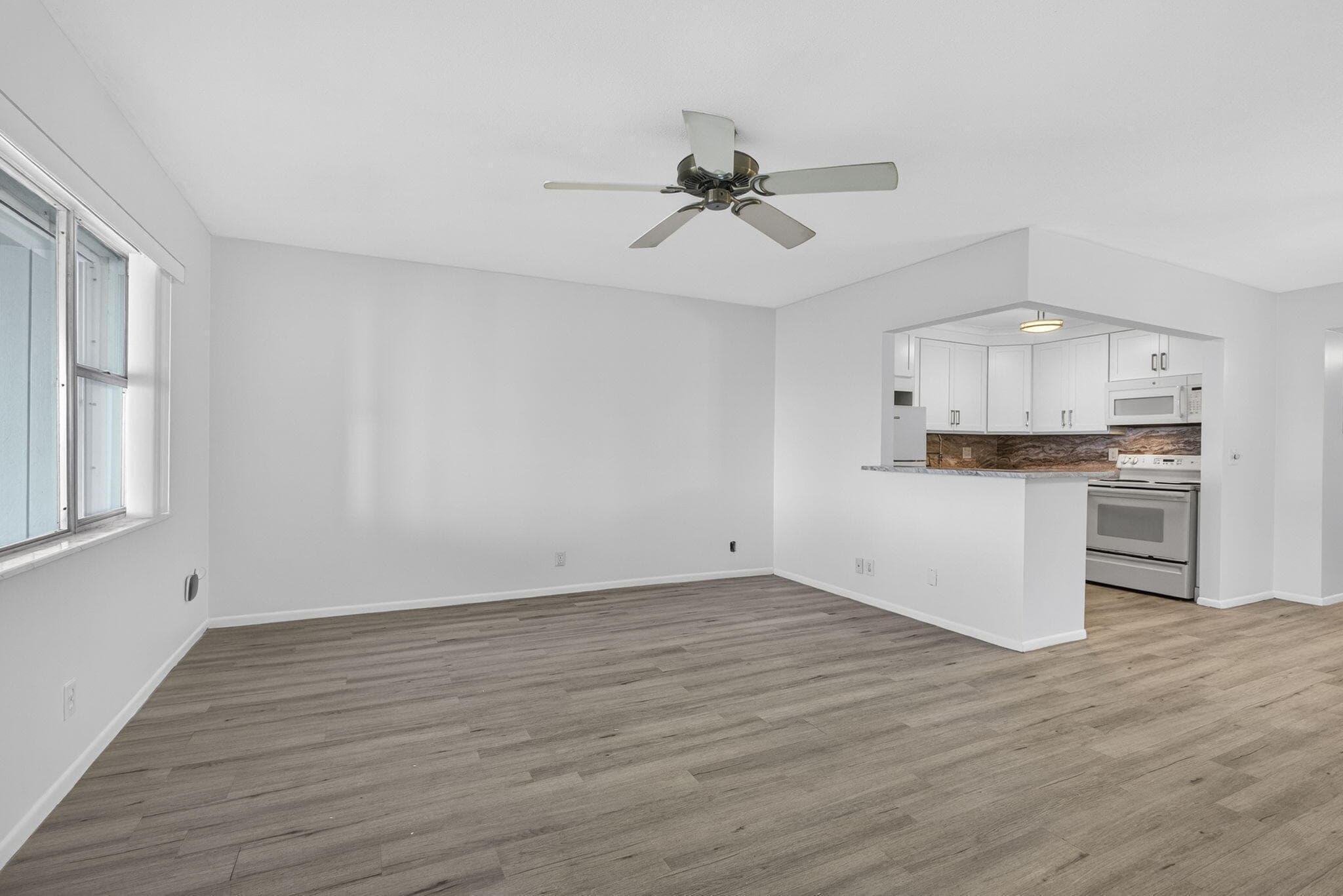 100 Shore Court 307, North Palm Beach, FL 33408 5