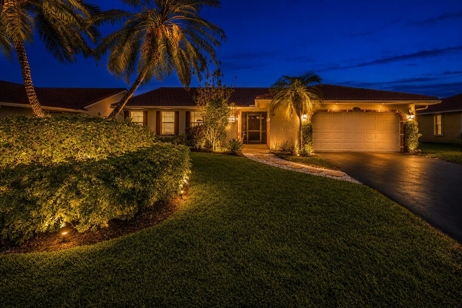 1042 NW 110th Lane, Coral Springs, FL 33071