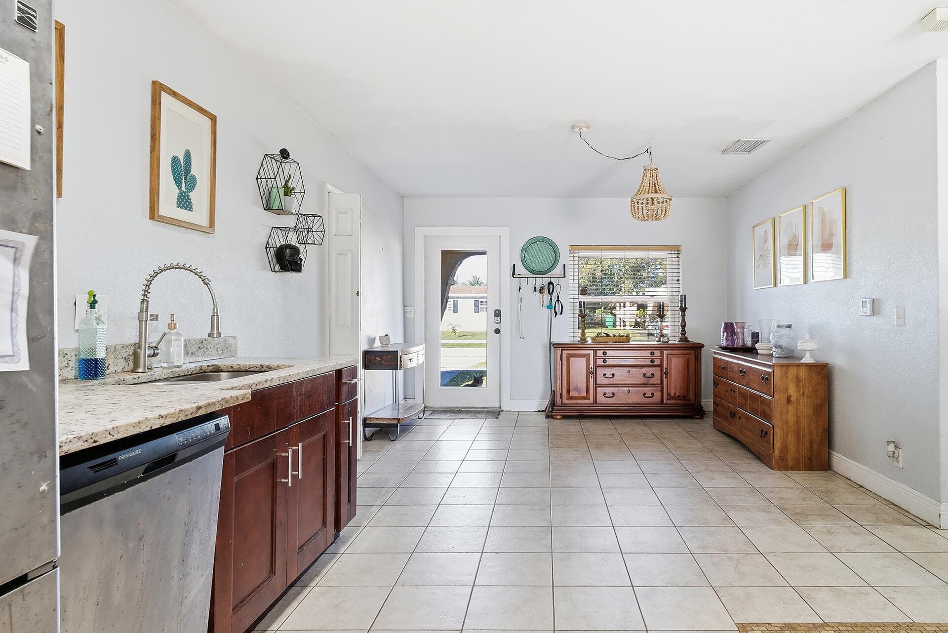333 Mid Pines Road, Palm Springs, FL 33461 10