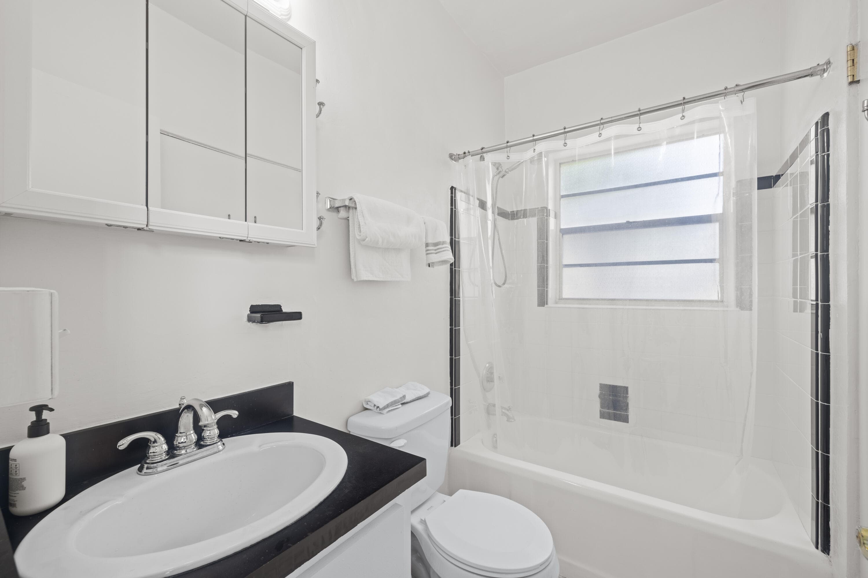 172 N County Road 5, Palm Beach, FL 33480 4