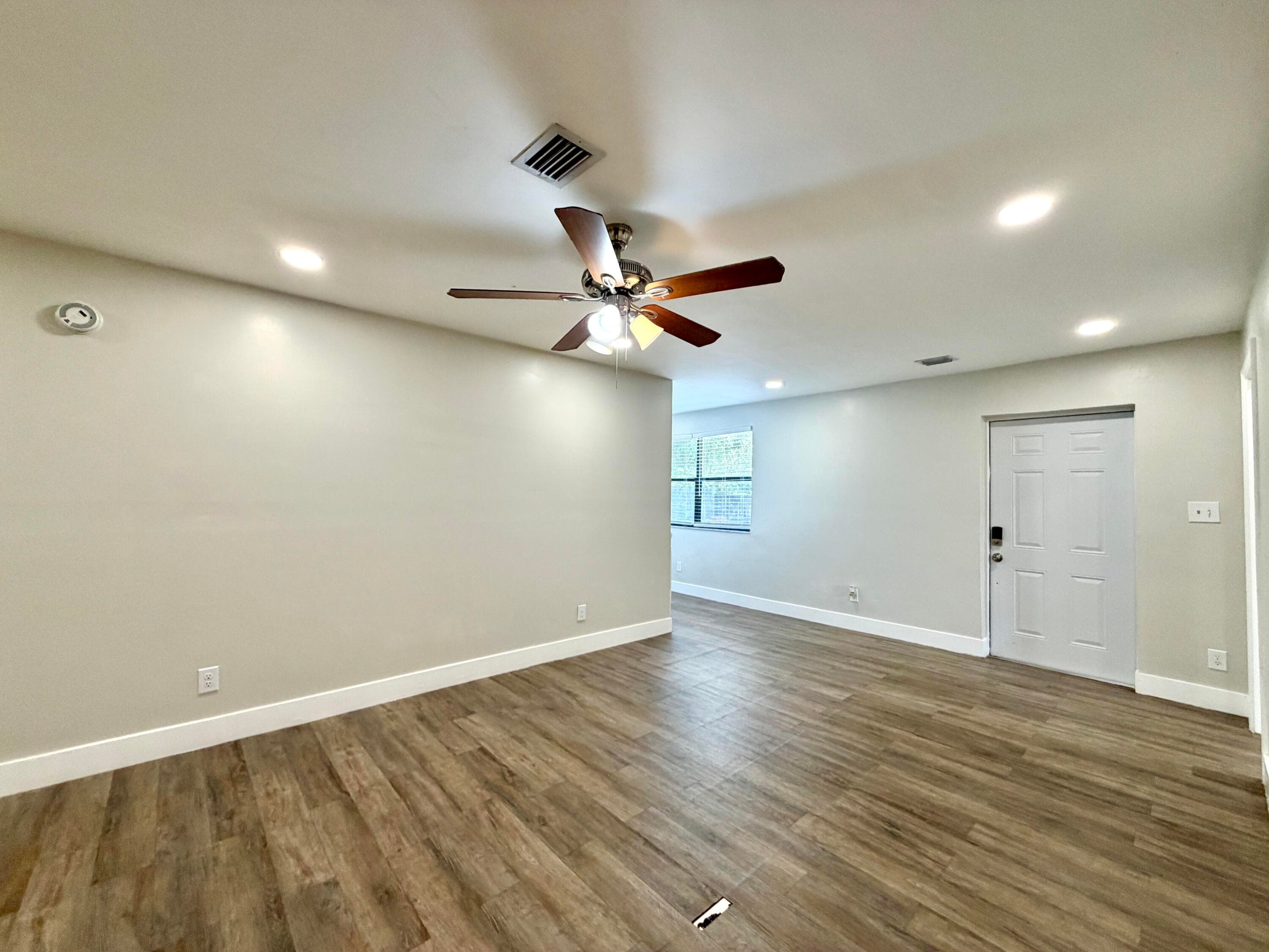 661 NW 23rd Terrace, Pompano Beach, FL 33069 10