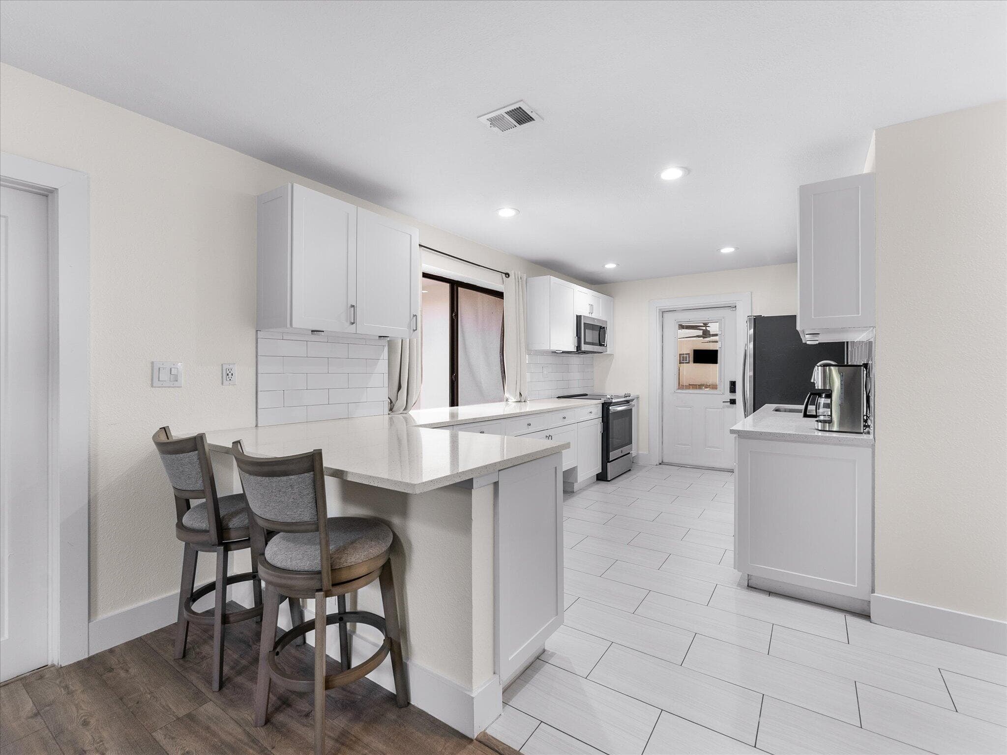 801 S B Street, Lake Worth Beach, FL 33460 22