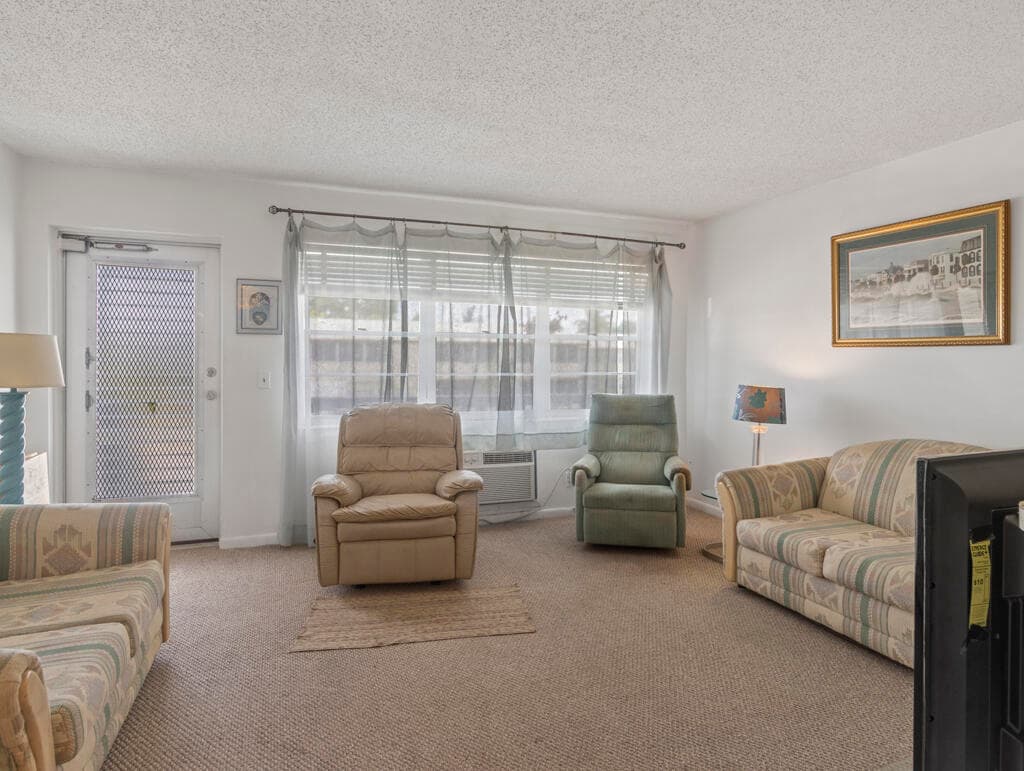 67 Sussex C 67, West Palm Beach, FL 33417 6