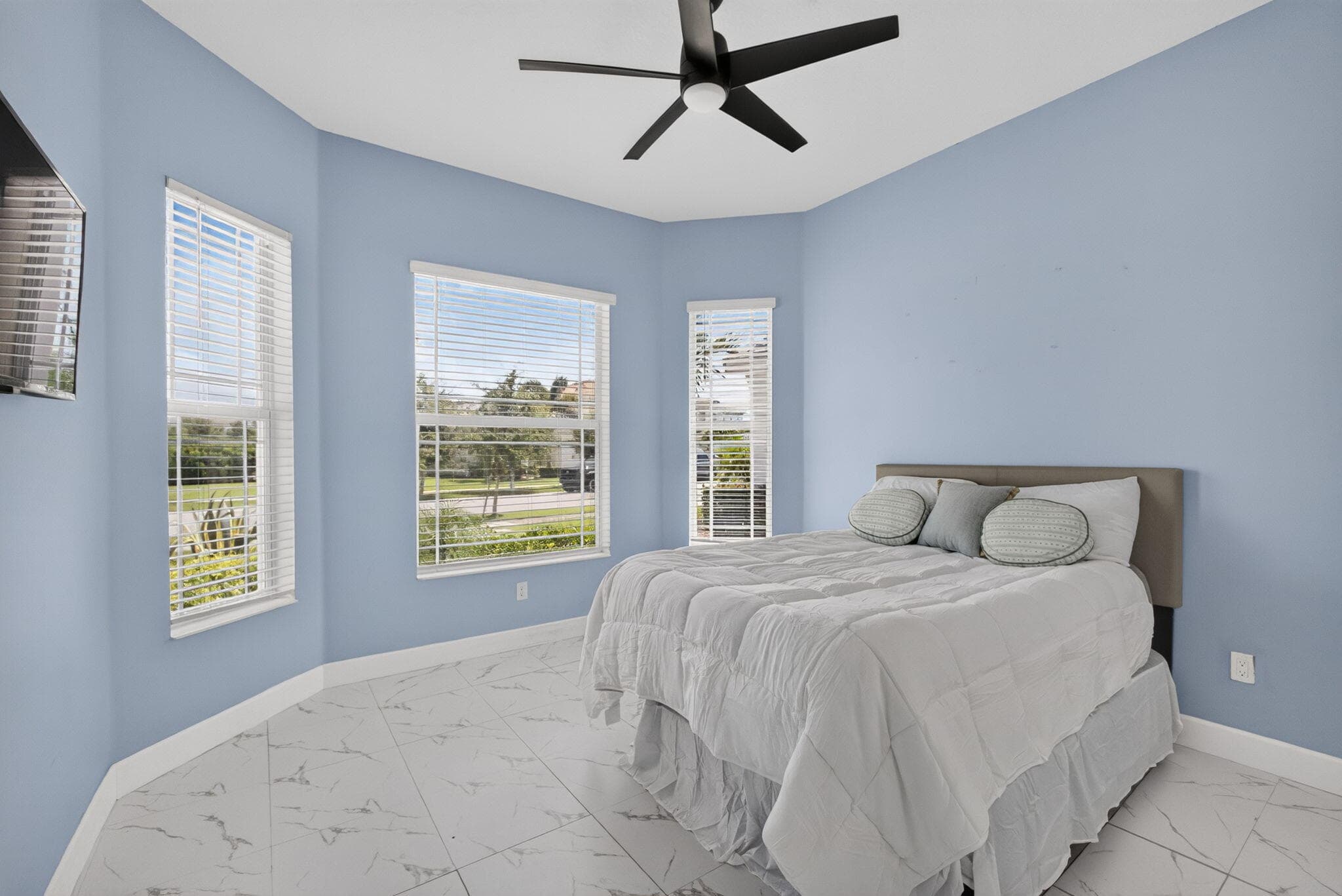 16293 Melogold Drive, The Acreage, FL 33470 28