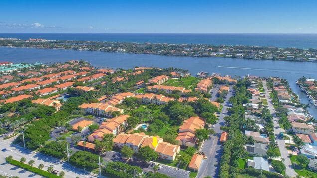 123 Yacht Club Way 207, Hypoluxo, FL 33462 37