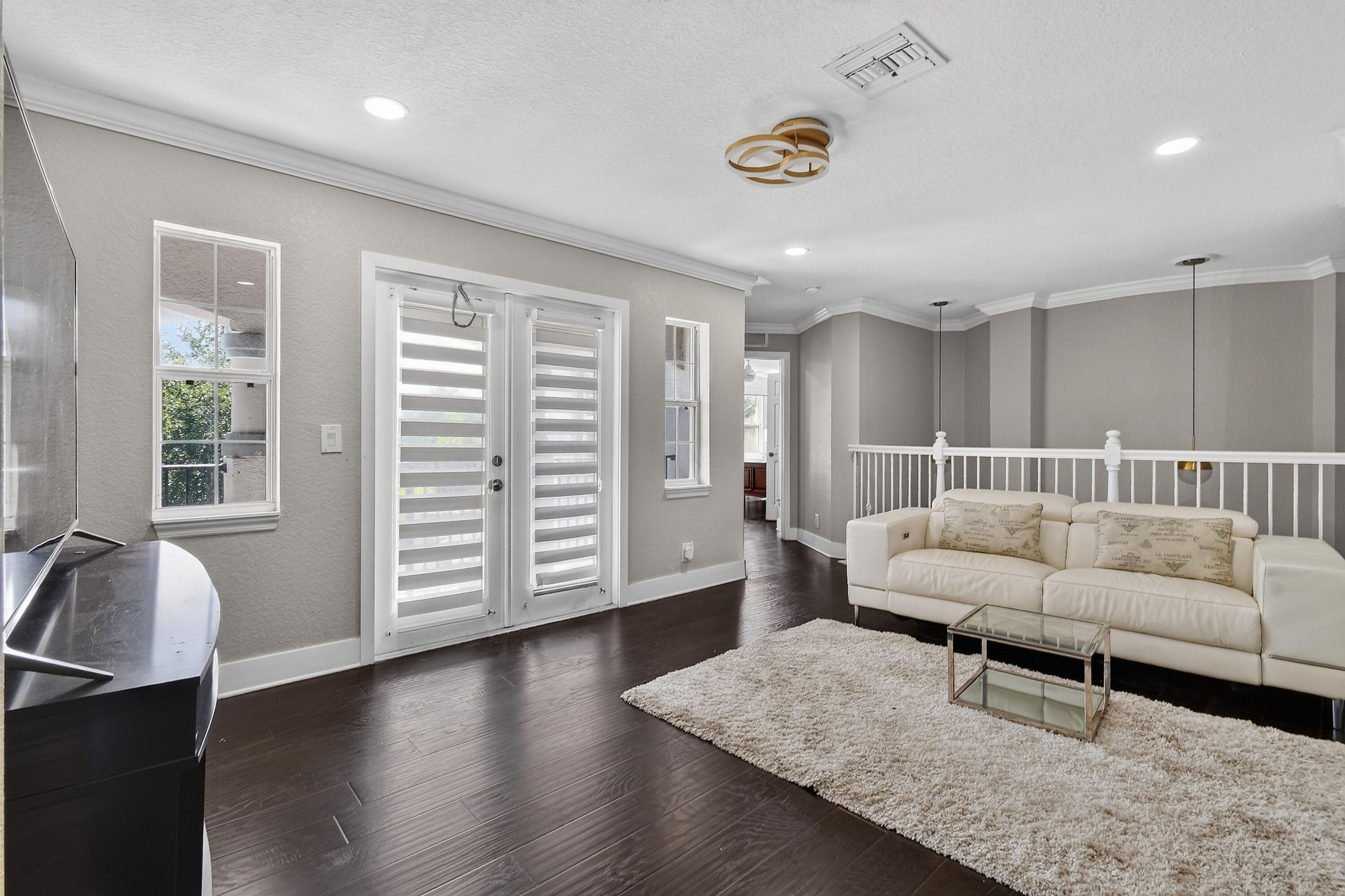 700 Cresta Circle, West Palm Beach, FL 33413 34