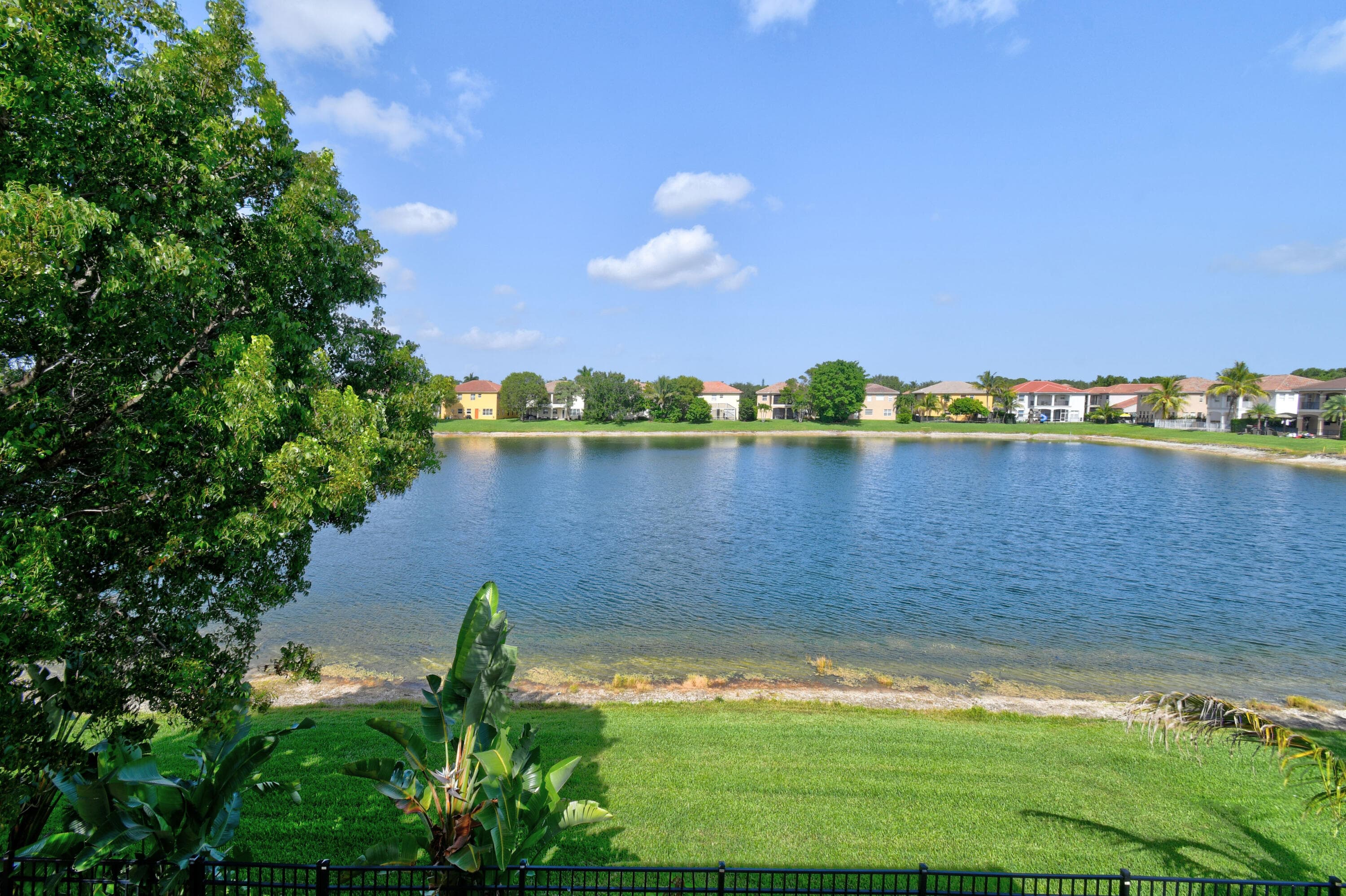 700 Cresta Circle, West Palm Beach, FL 33413 54