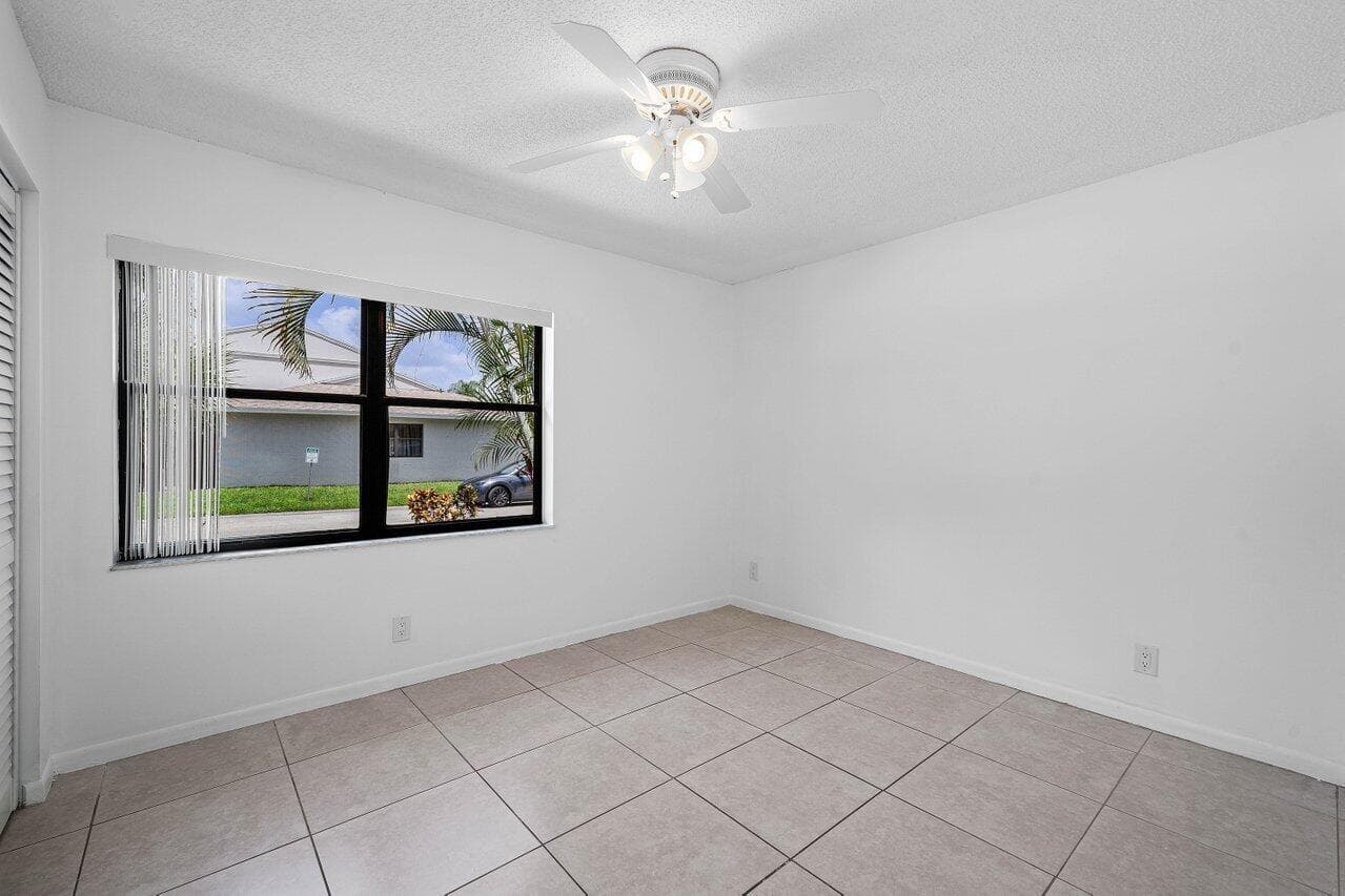 16422 Straw Way, Delray Beach, FL 33484 14